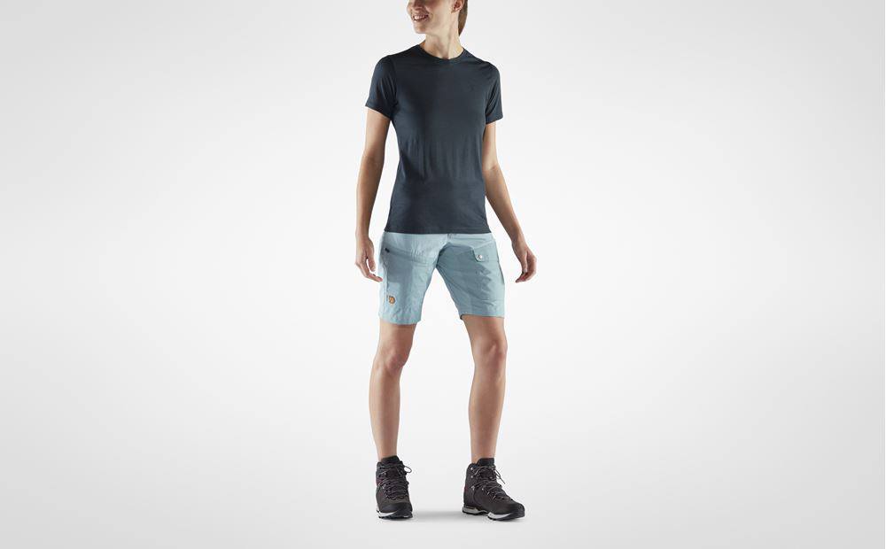 Fjällräven Abisko Midsummer Shorts W Savanna 02