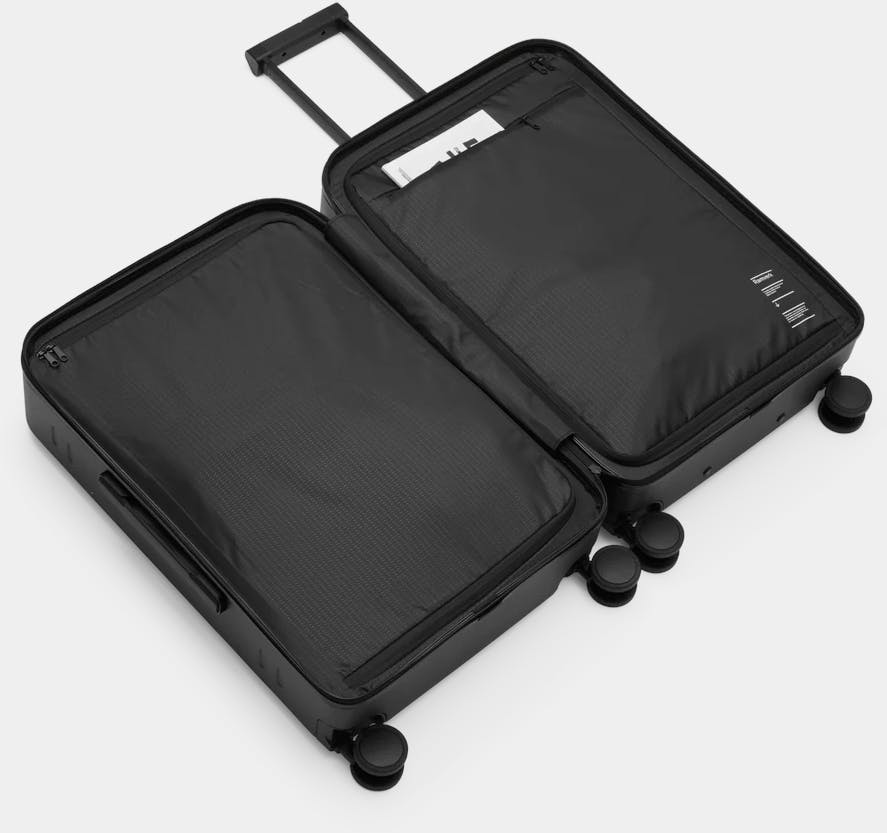 DB Ramverk Check-in Medium Musta 08