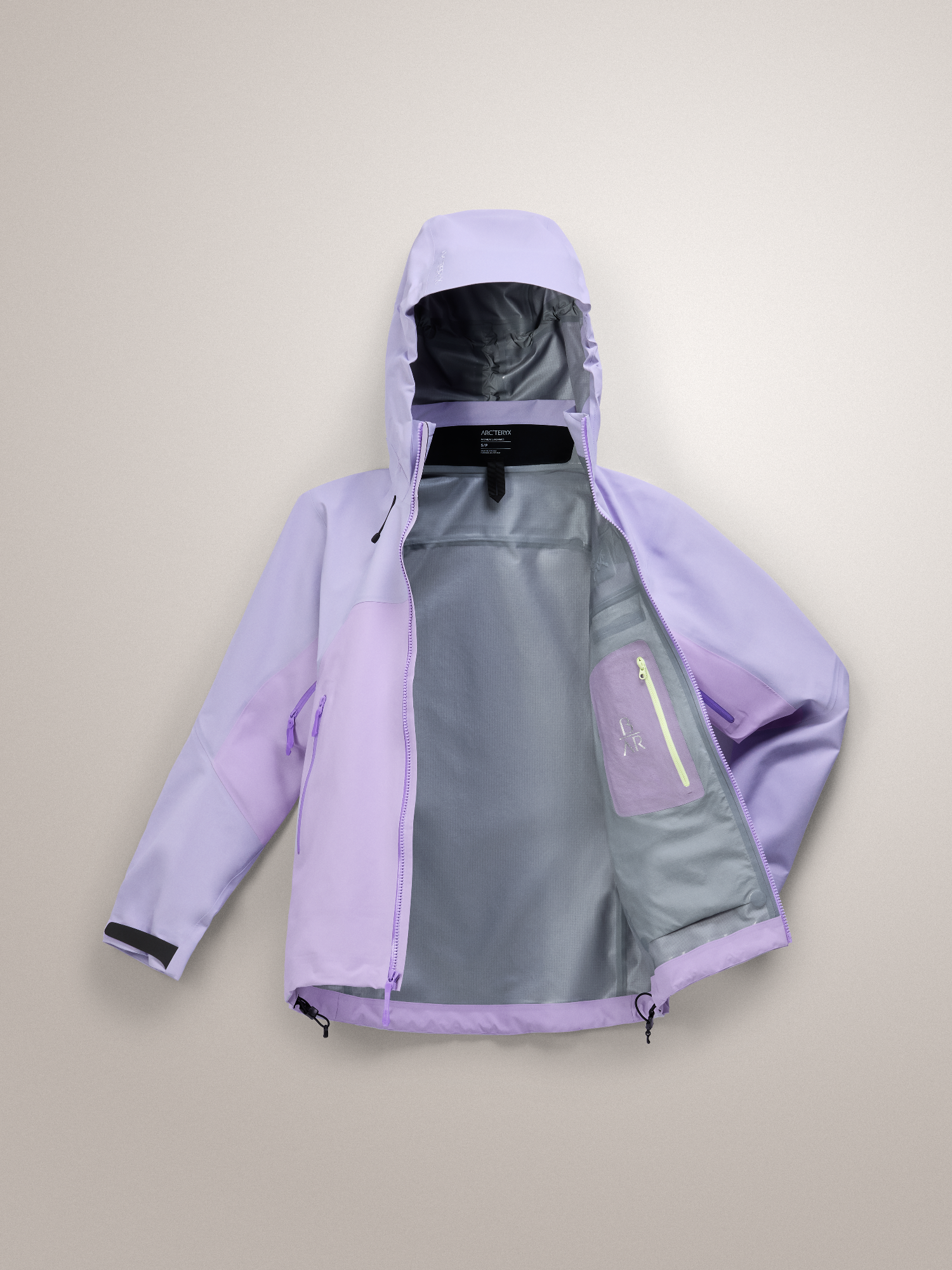 Arc'teryx Women's Beta AR Jacket Mallow 03