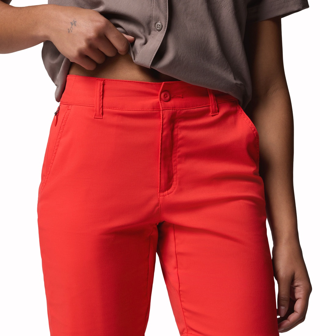 Columbia Women's Leslie Falls Long Hiking Shorts II Poppy 02