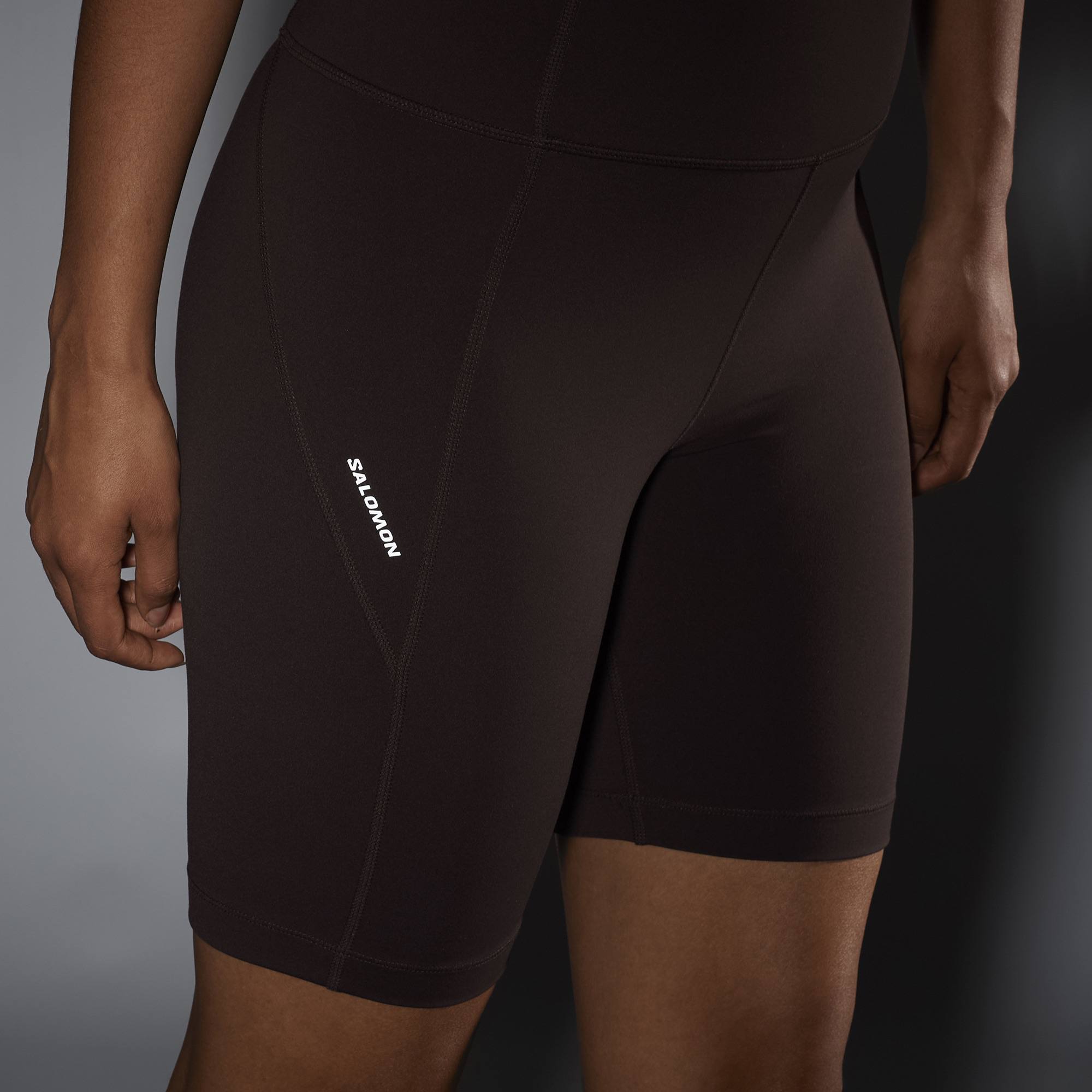 Salomon Women's Shakeout Bliss 8" Tights Coffee Bean 07