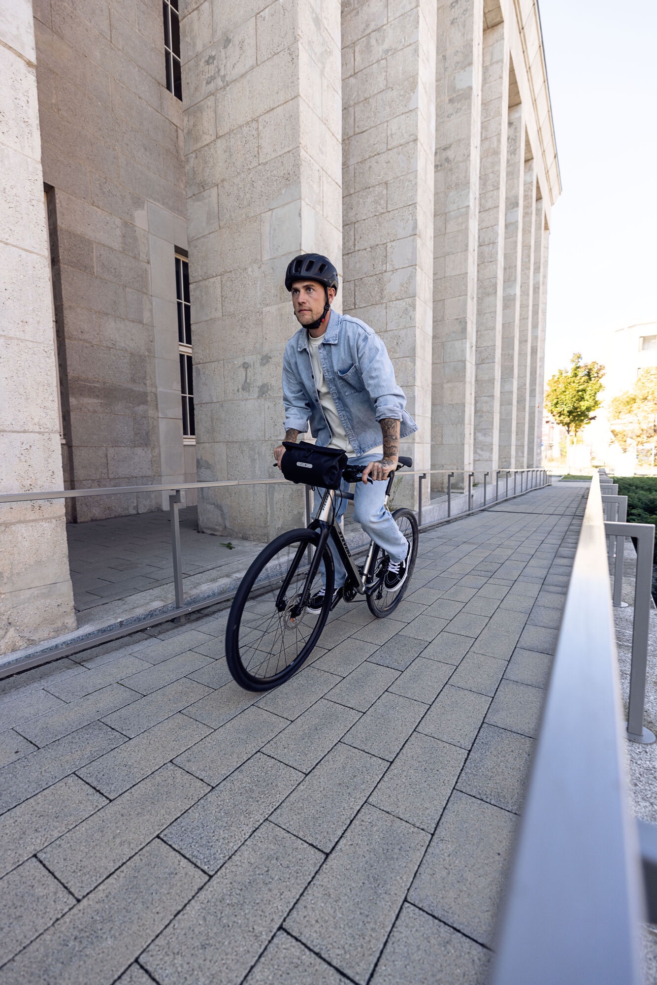 Ortlieb Velo-Sling Flex 2,5L Black 04