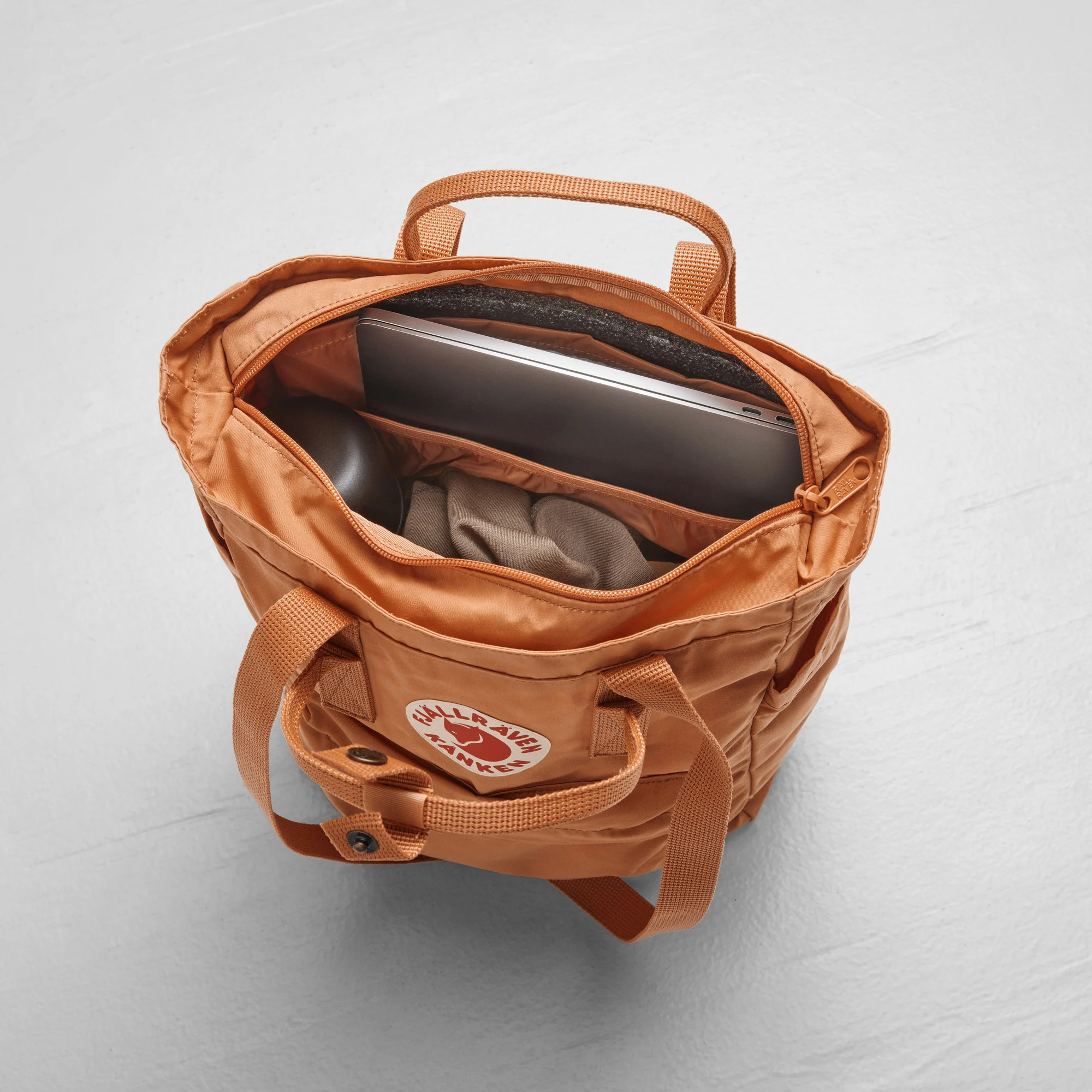 Fjällräven Kånken Totepack Punainen 13