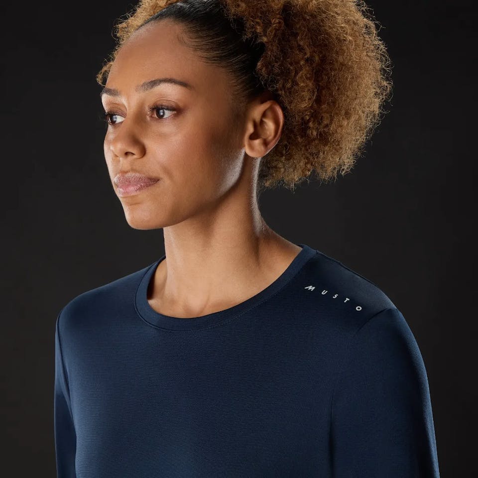 Musto Women's Evo Crew Sunblock Long Sleeve Navy 07