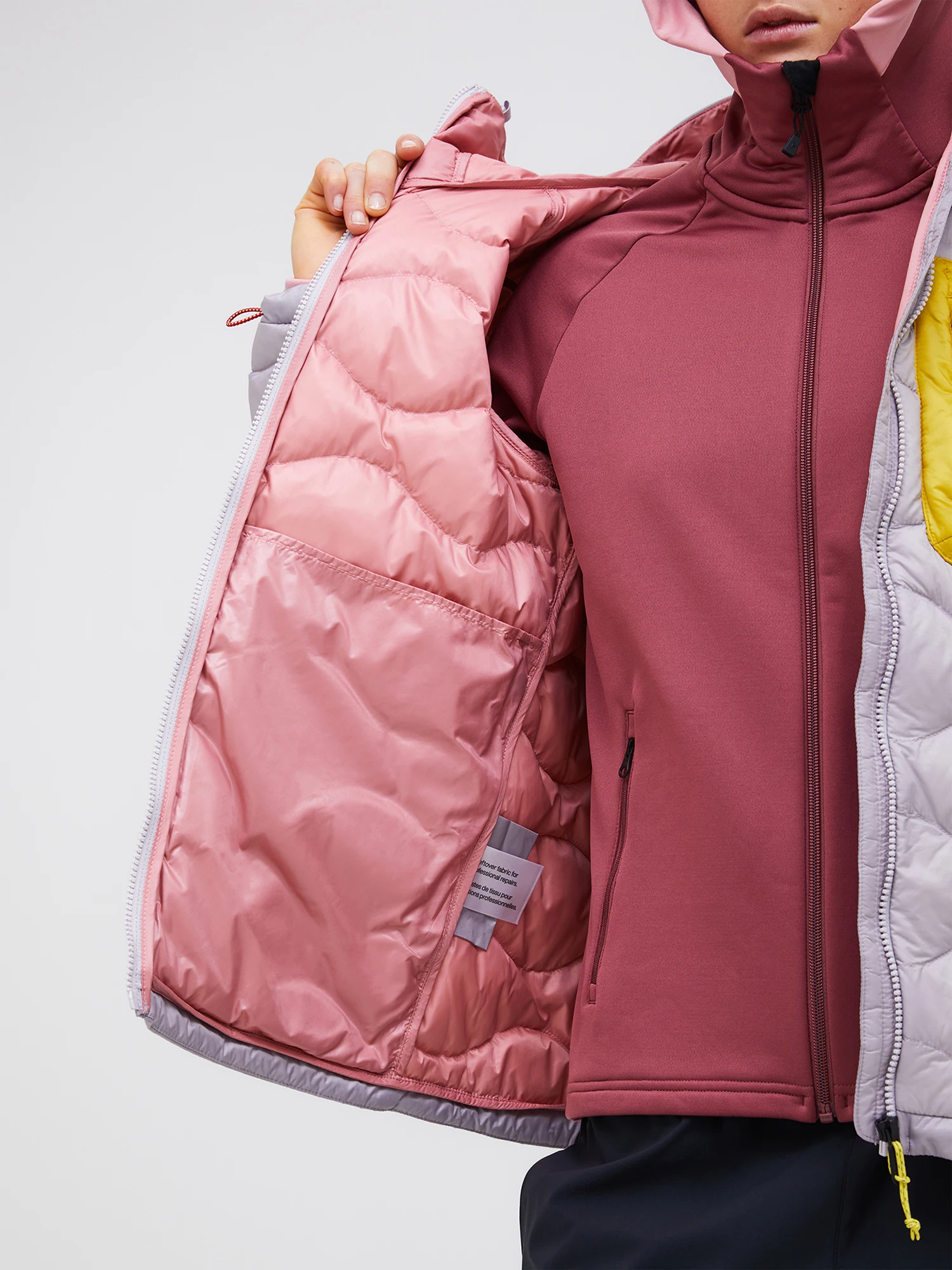 Peak Performance Women's Helium Utility Down Hood - Naisten kevytuntuvatakki Misty lavender / canary lime 02