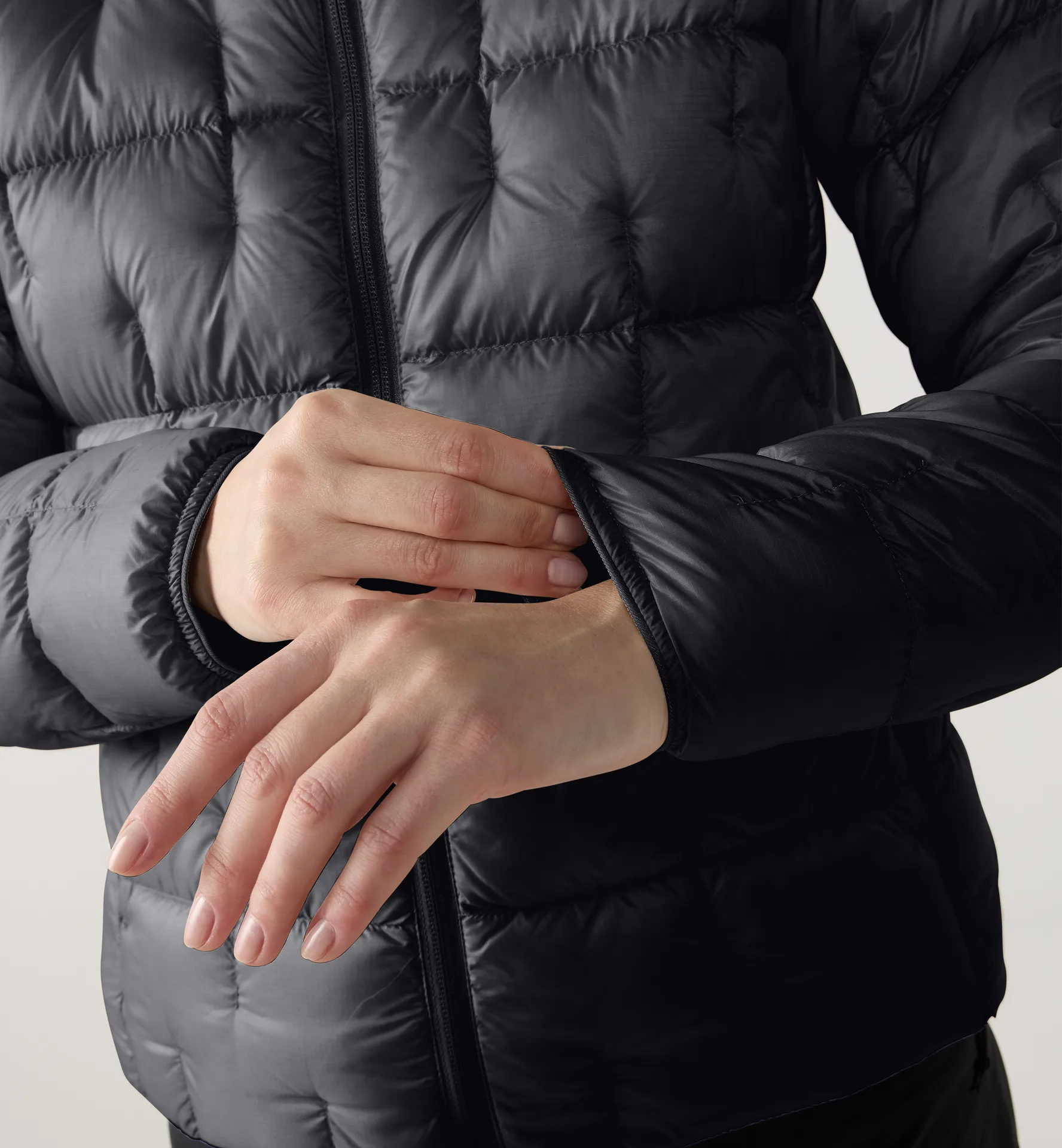 Haglöfs Women's Hede Down Hood Black 04