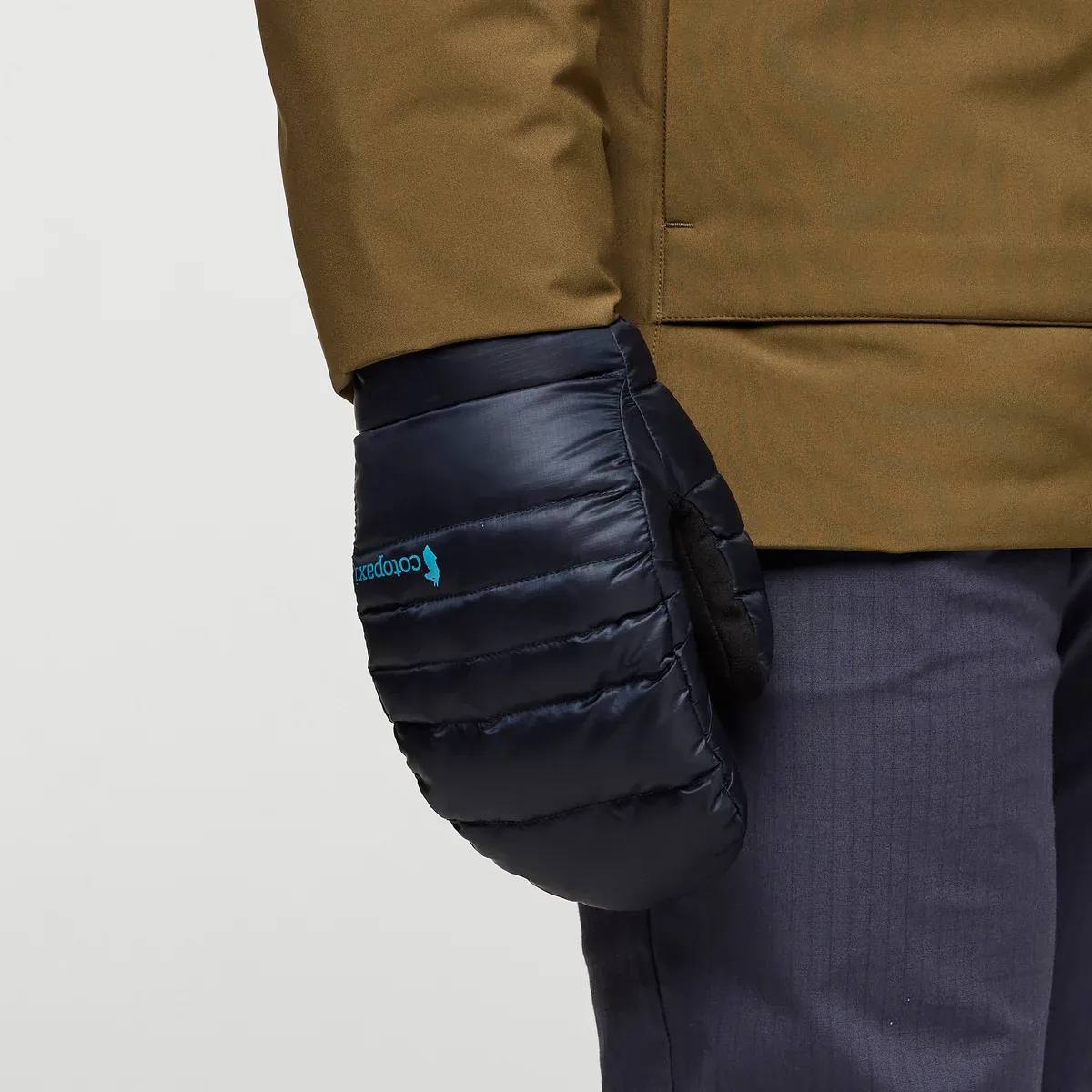 Cotopaxi Down Mitts Carbon 02