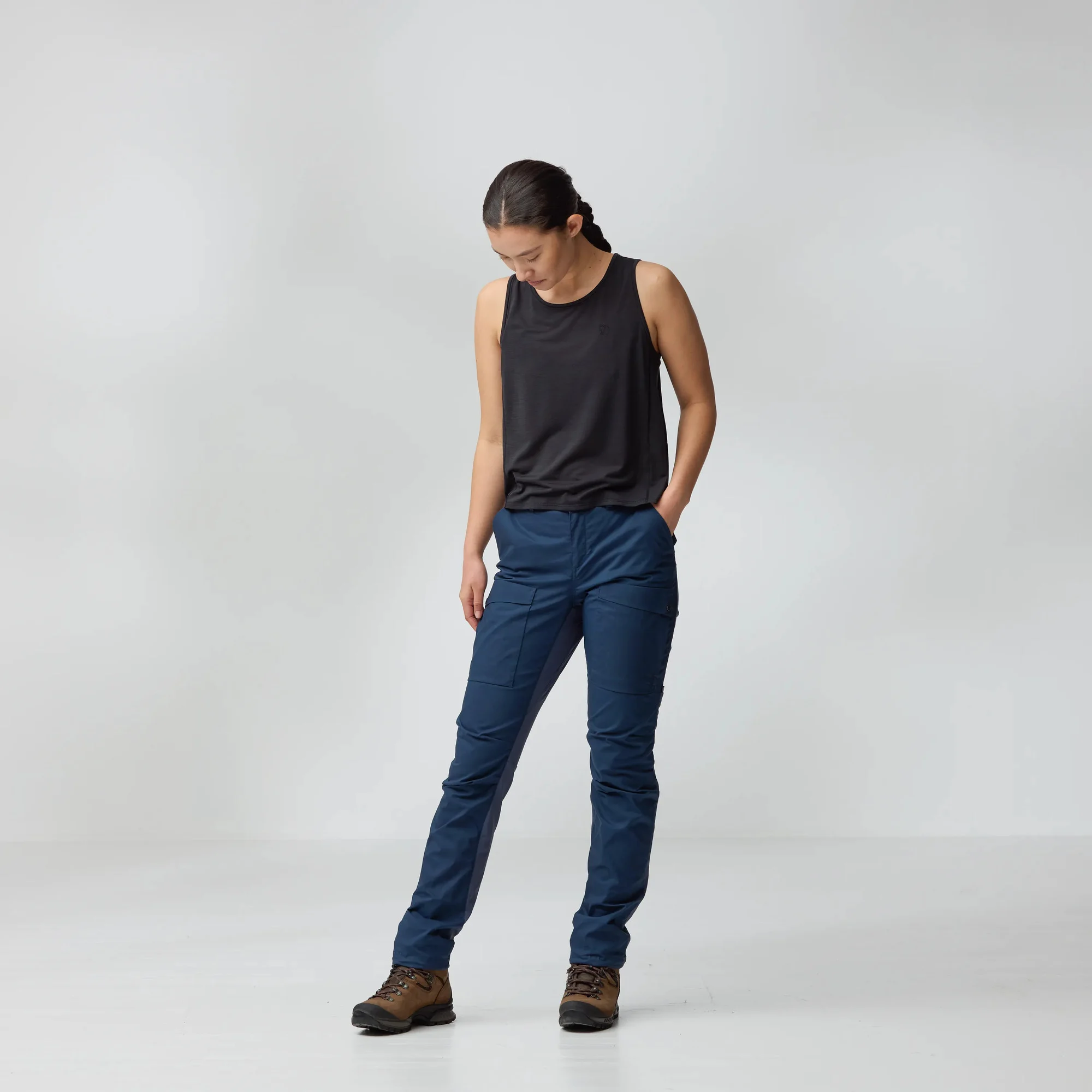 Fjällräven Women's Abisko Hybrid Trail Trousers Black 03