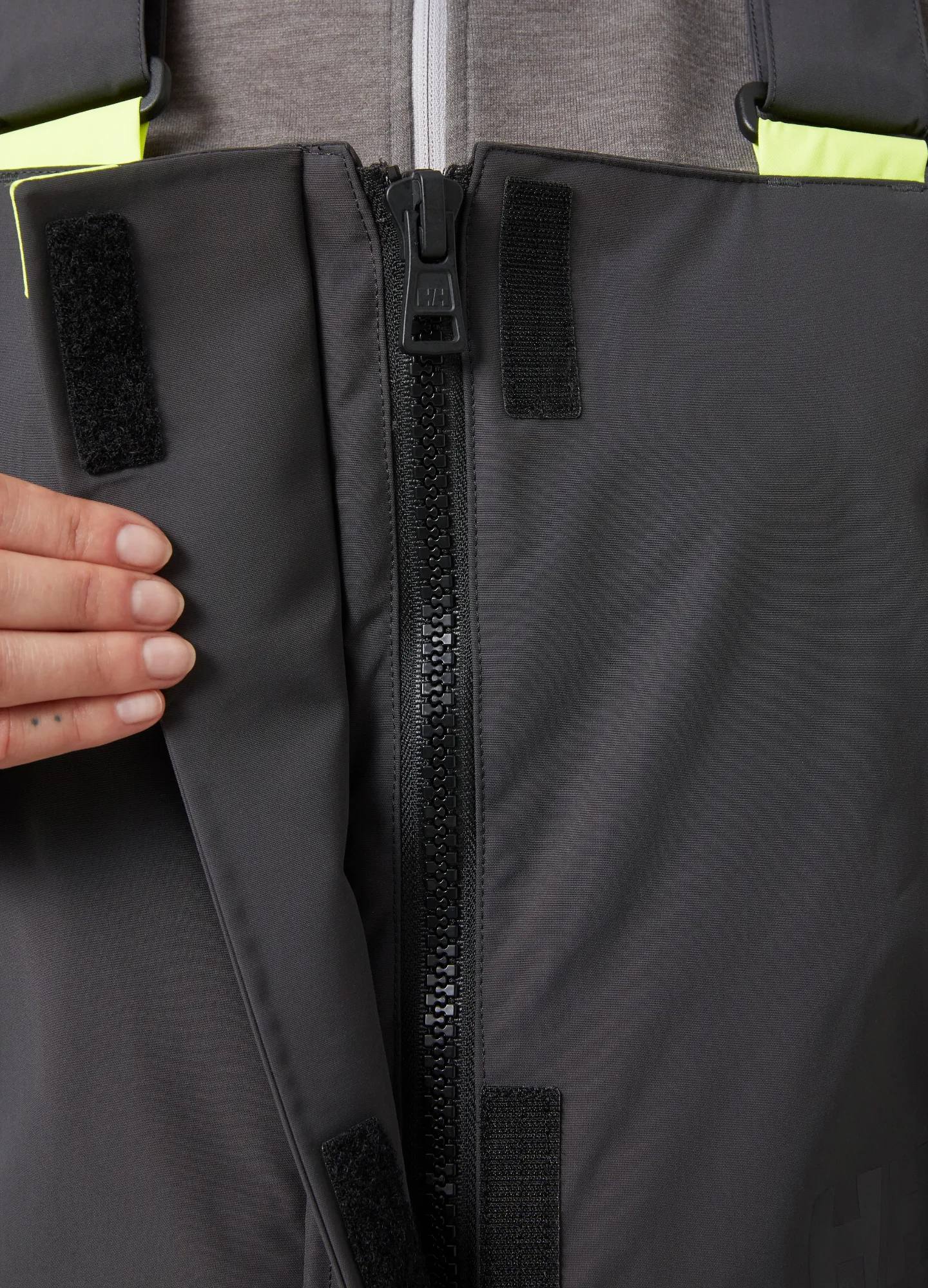 Helly Hansen Skagen Offshore Women's Bib Ebony 04