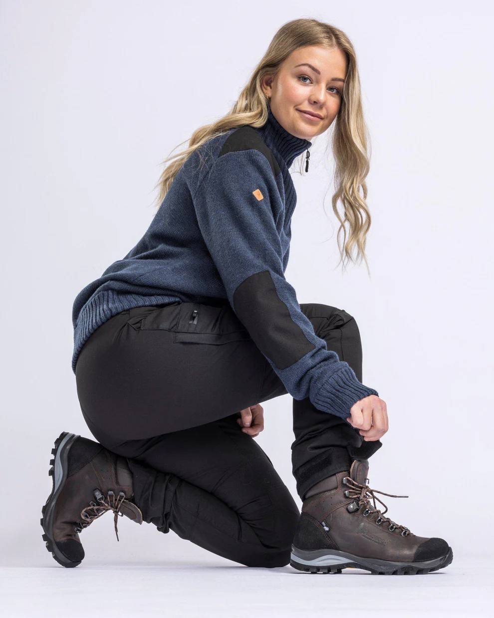 Pinewood Caribou TC Women's Pant Musta 04