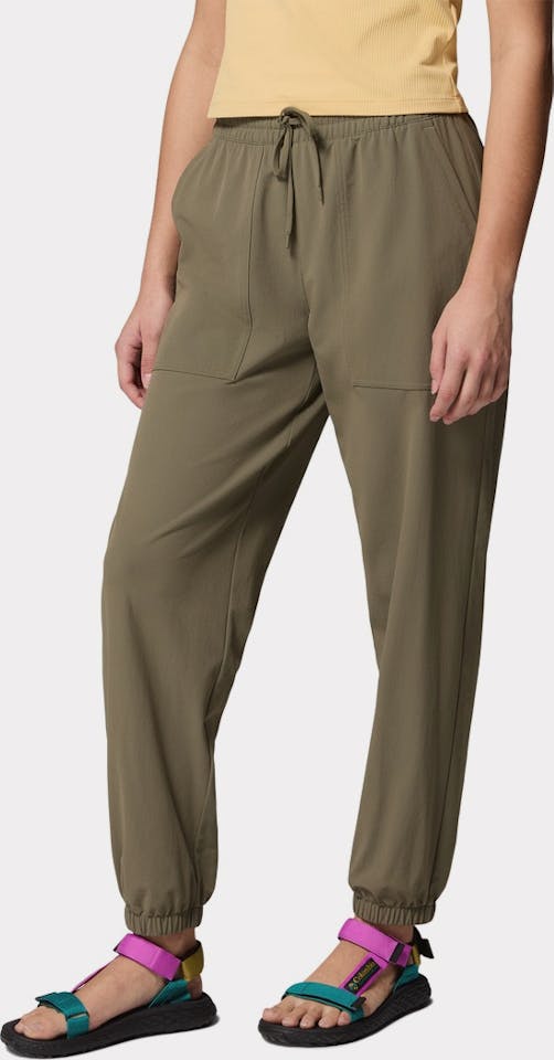 Columbia Women's Pinetown Canyon Jogger Stone Green Heather 02