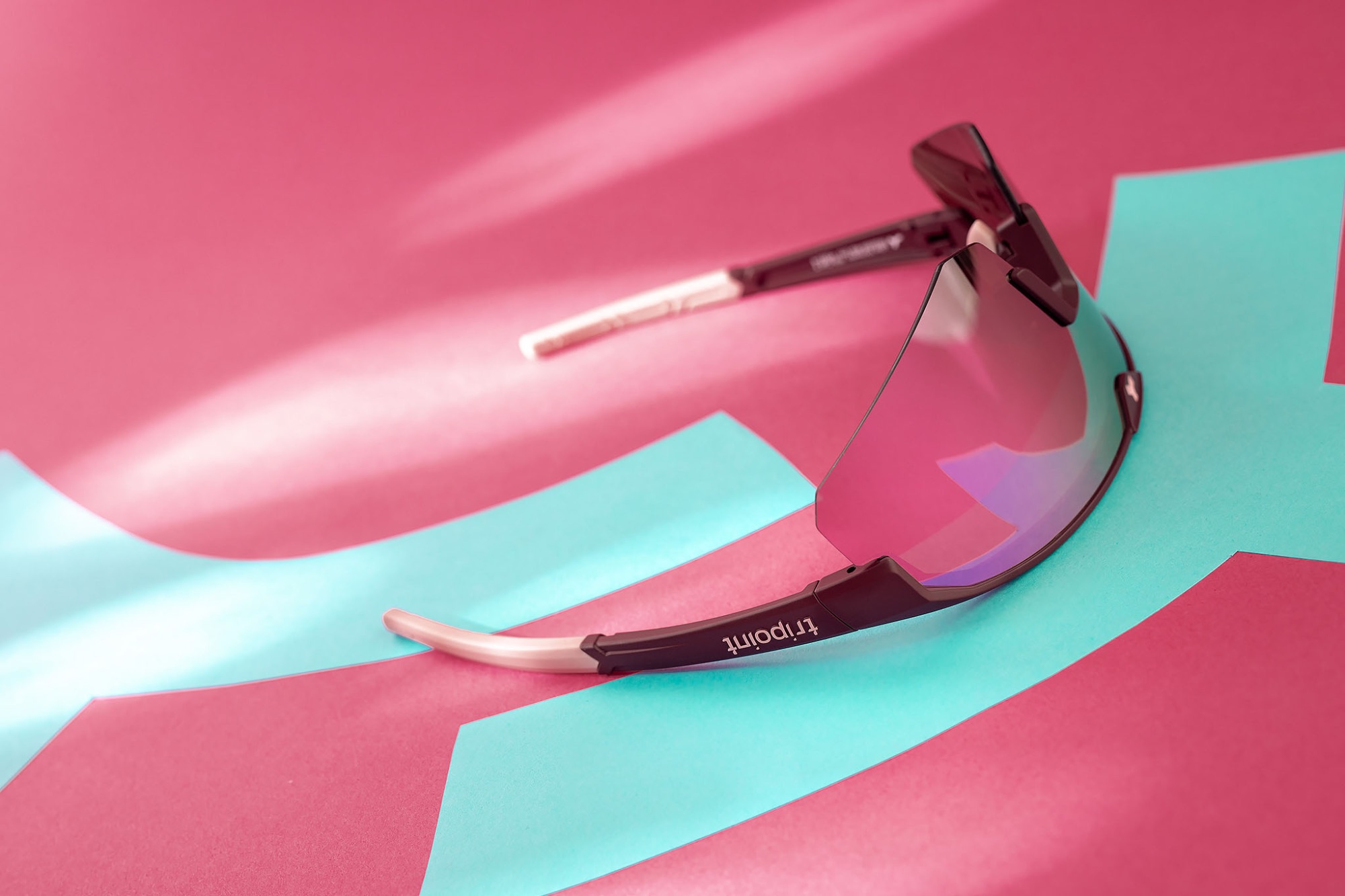 Tripoint Mount Mist Burgundy  04