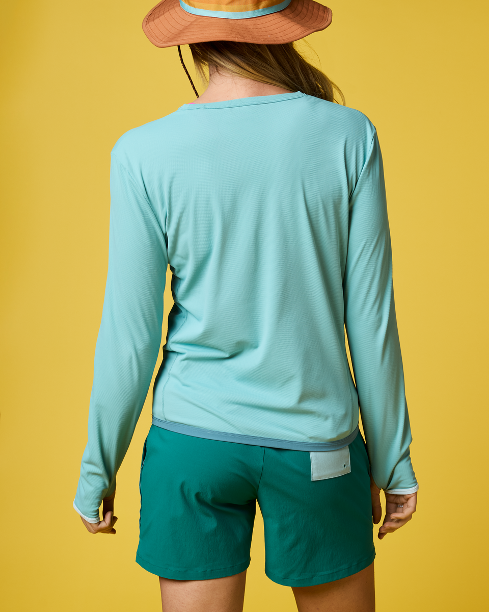 Cotopaxi Women's Sombra Sun Hoodie Pool Blue 03