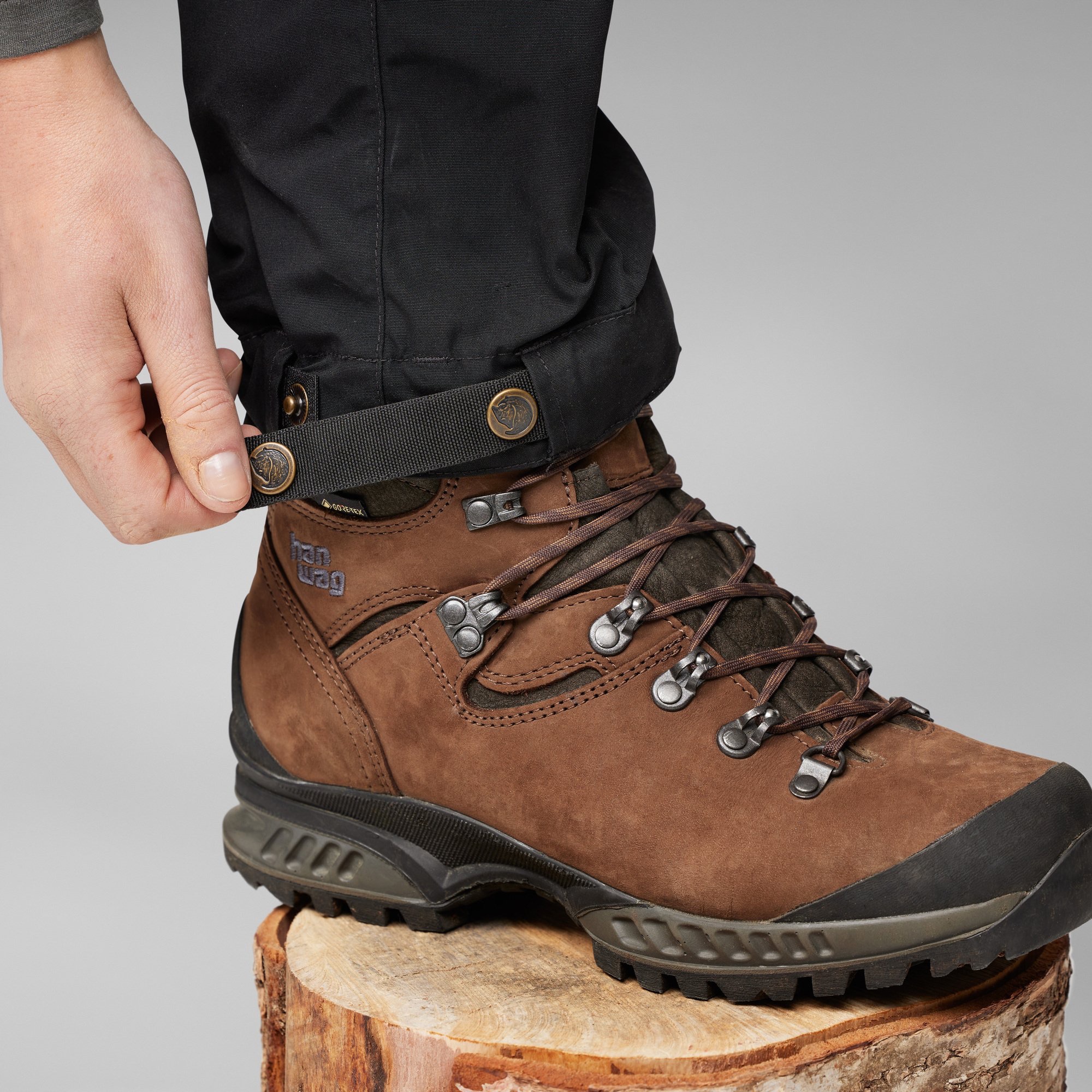 Fjällräven Women's Vidda Pro Trousers Harmaa / Musta 14