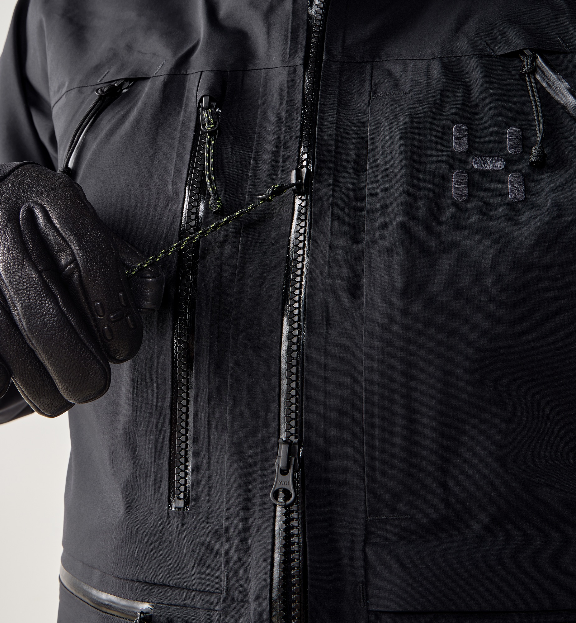 Haglöfs Women's Vassi GTX Pro II Jacket Black 07