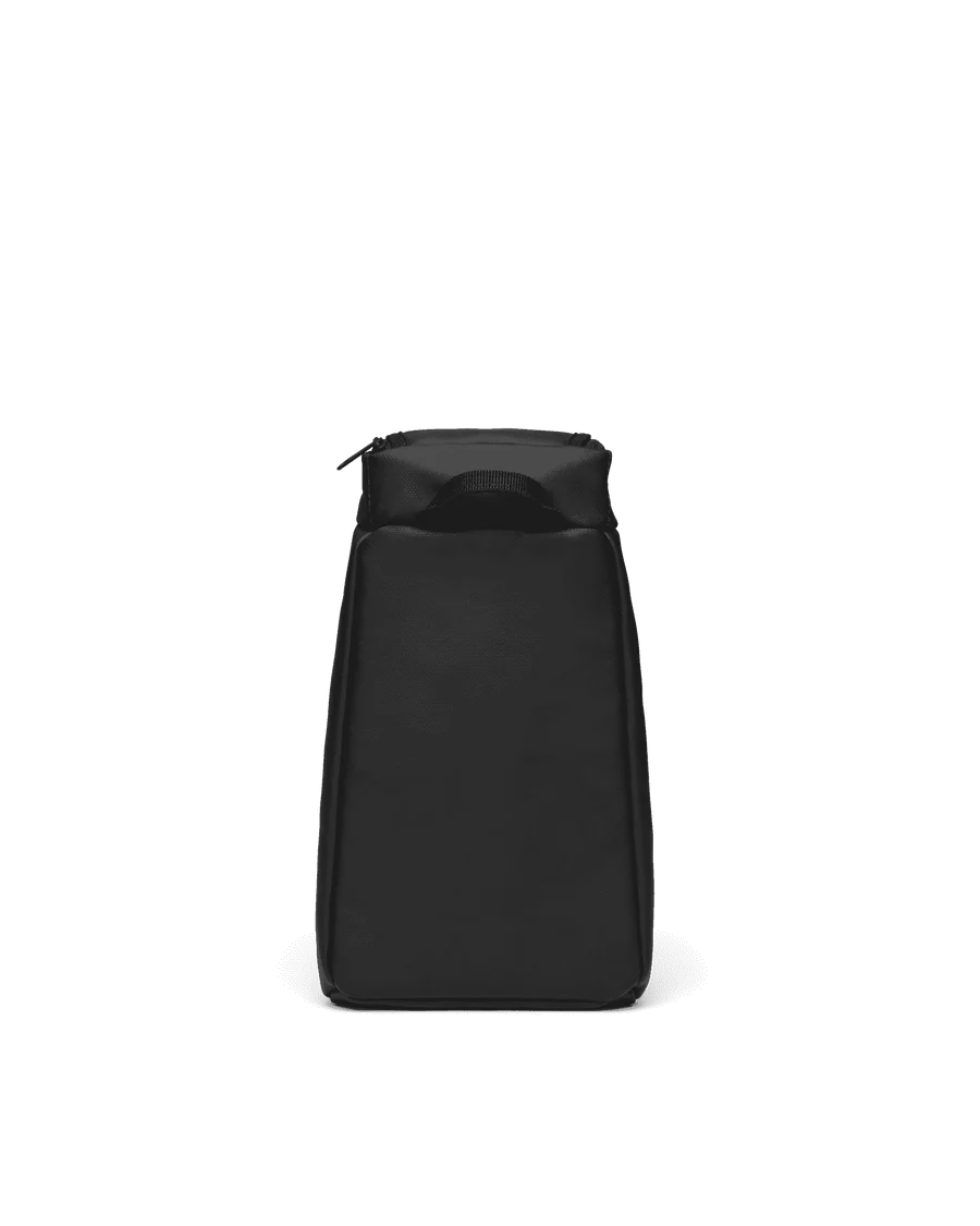 DB Hugger Washbag Musta 03