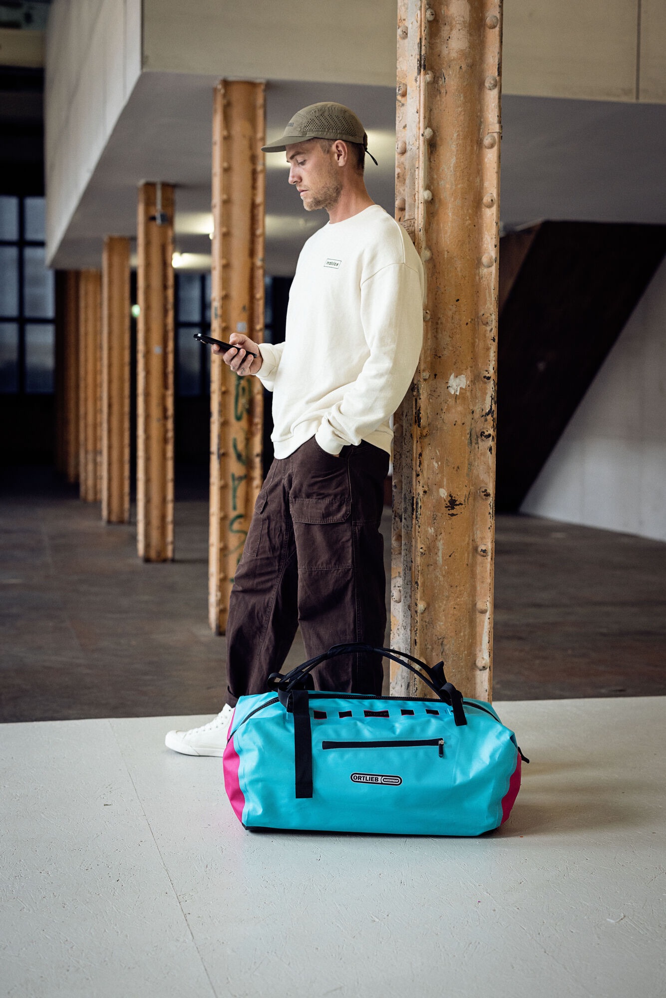 Ortlieb Duffle Lite Cyber 60L Sininen / Pinkki 10