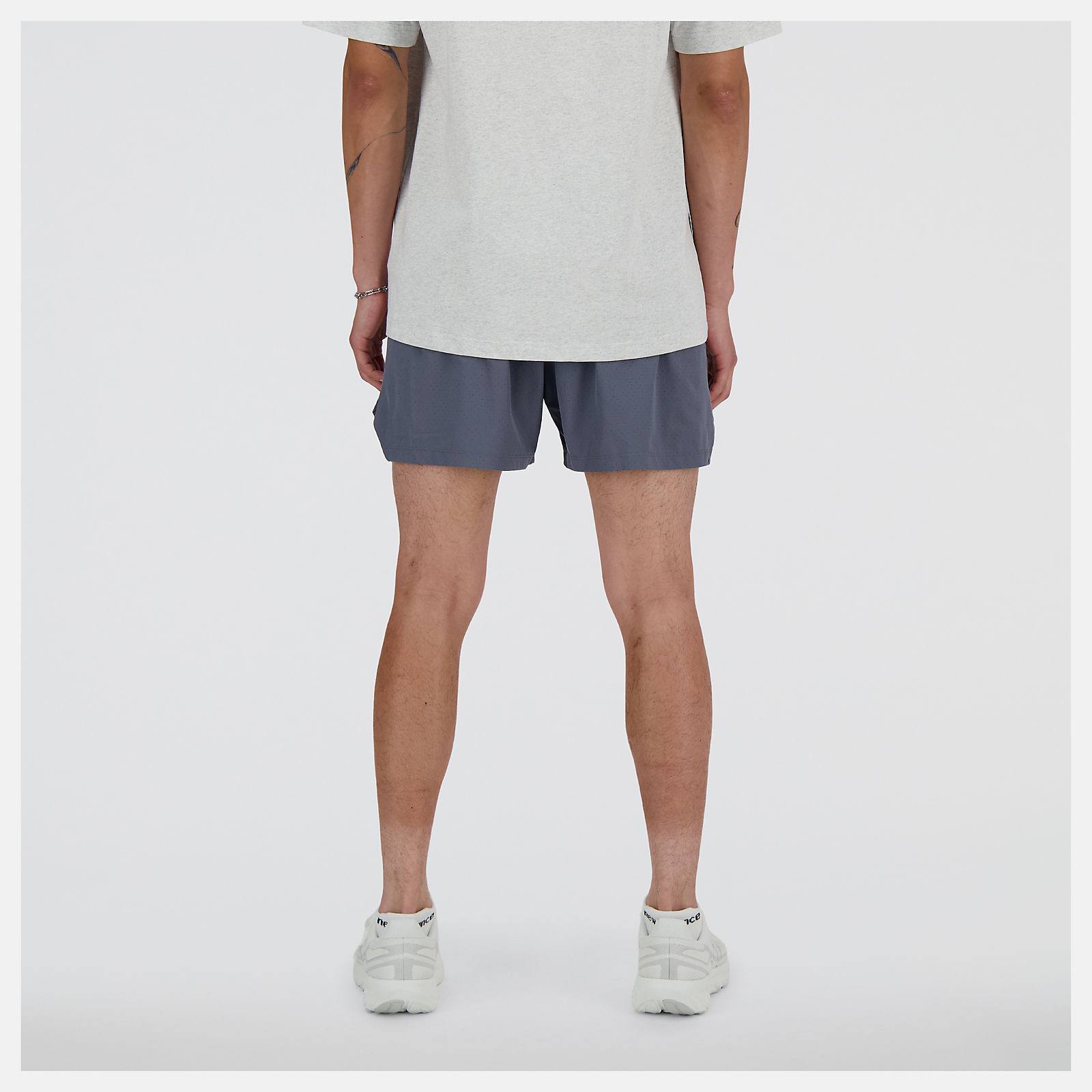 New Balance Men's RC Seamless Short 5" Grafiitti 08