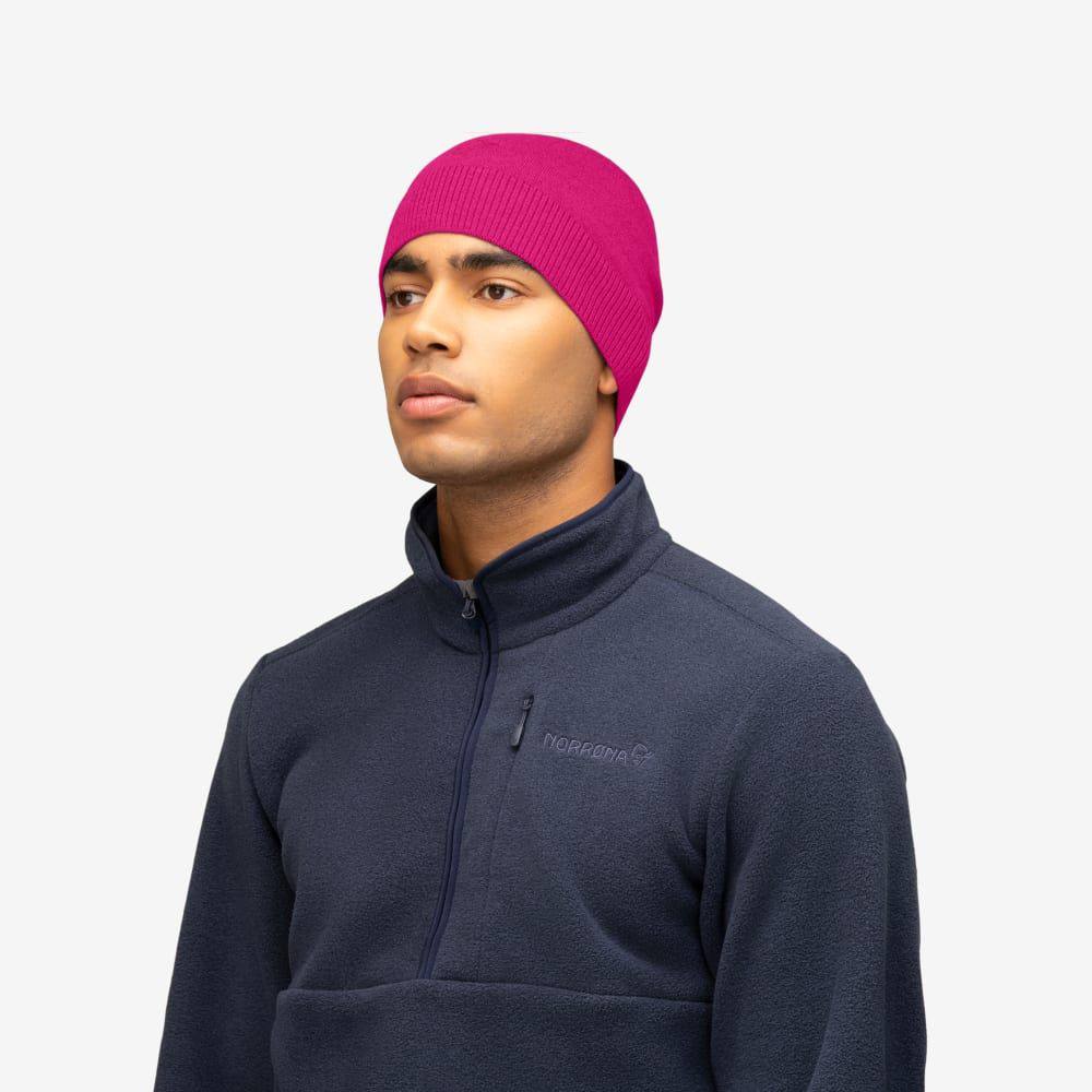 Norrøna 29 Light Merino Beanie Fuchsia 04