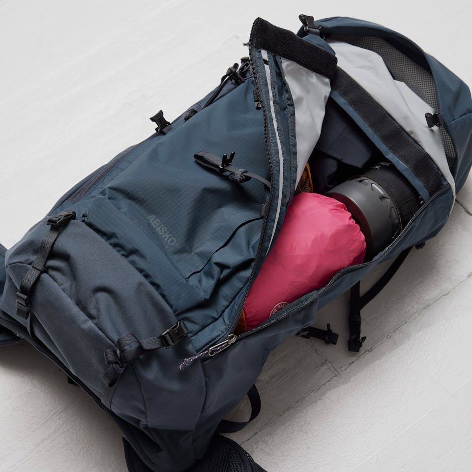 Fjällräven Abisko Friluft 45 M/L Navy 02
