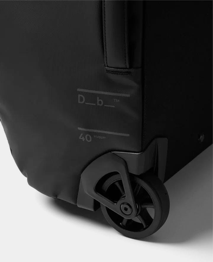 DB Hugger Roller Carry On 40L Black 09