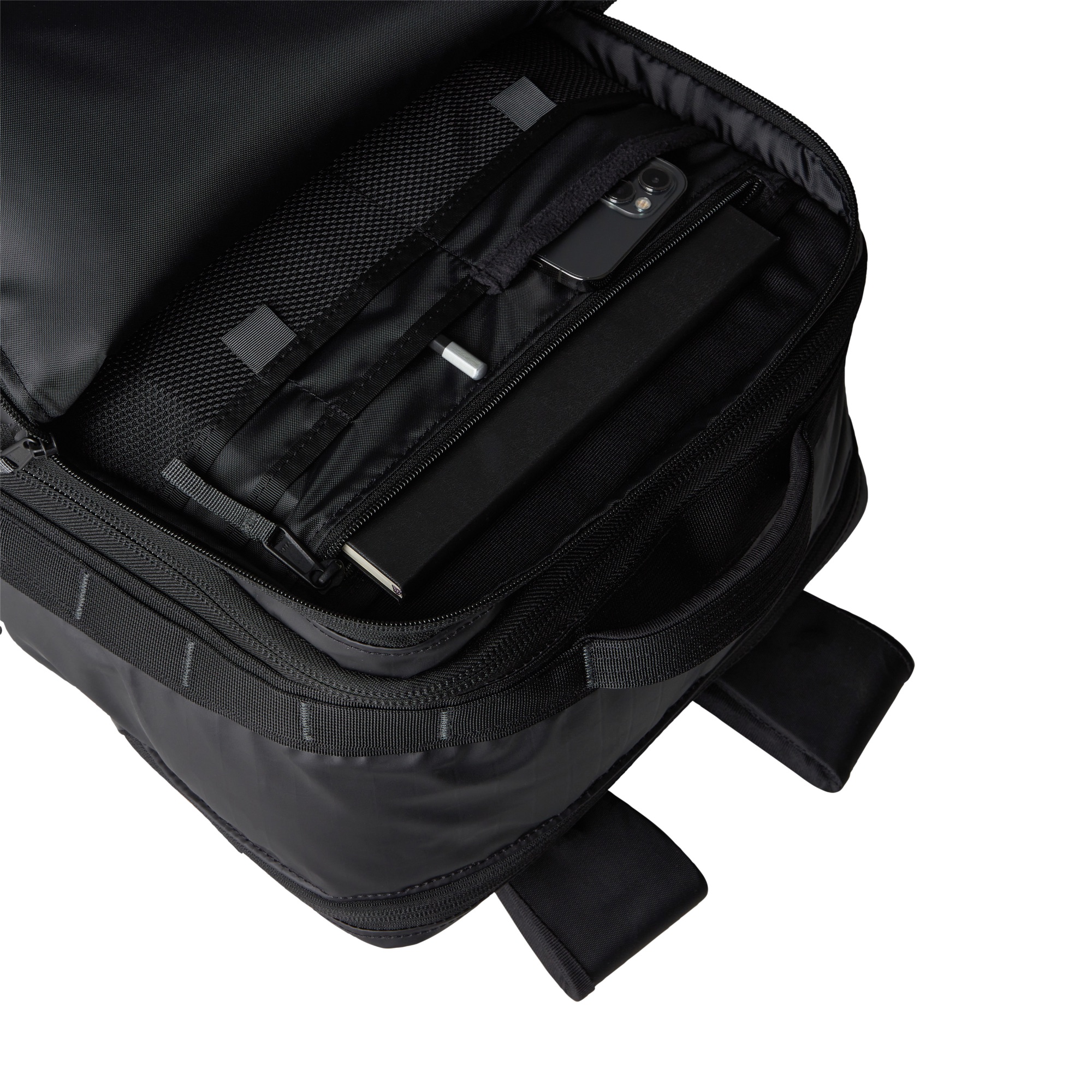 The North Face Base Camp Voyager Daypack Large Musta / Harmaa 02