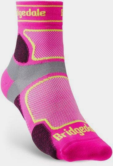 Bridgedale Women's Ultralight Trail Run CoolMax 3/4 Pinkki 01