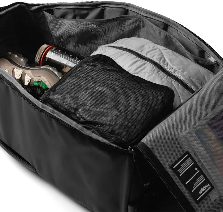 DB Hugger Roller 60L Black 08