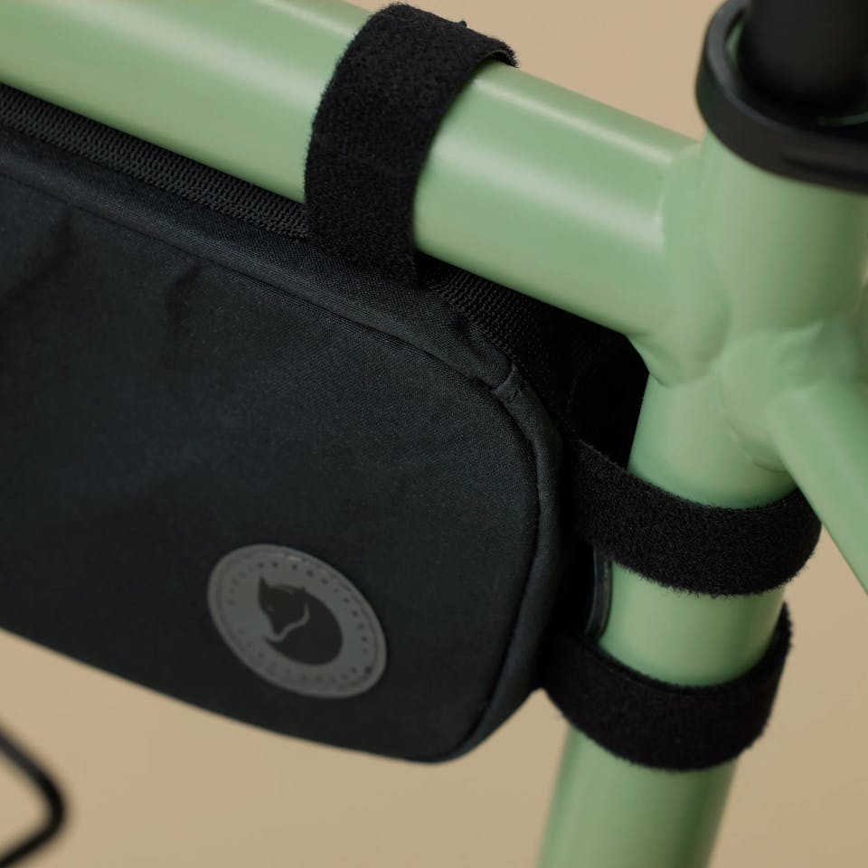 Fjällräven Hoja Triangle Frame Bag Musta 04