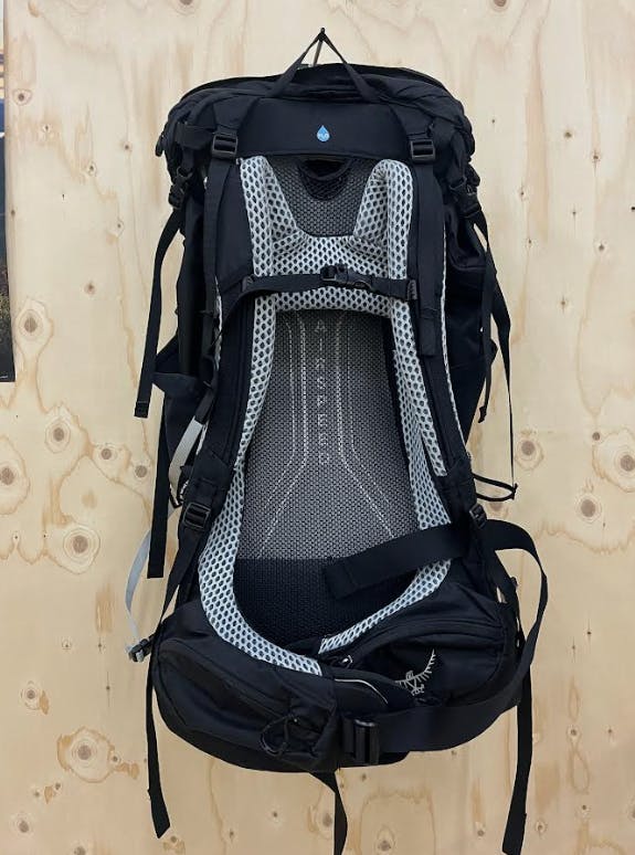 Osprey Osprey Atmos AG LT 65 65 Musta (Second Hand) Musta 04