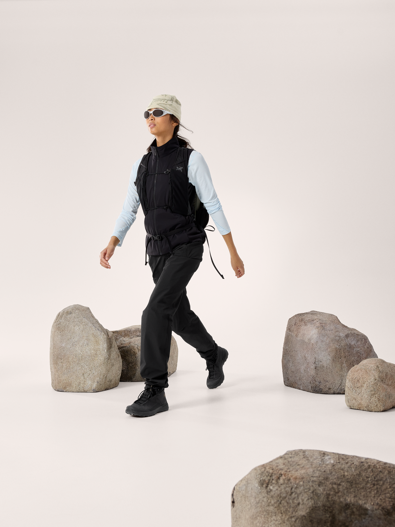 Arc'teryx Women's Atom Vest Black 02