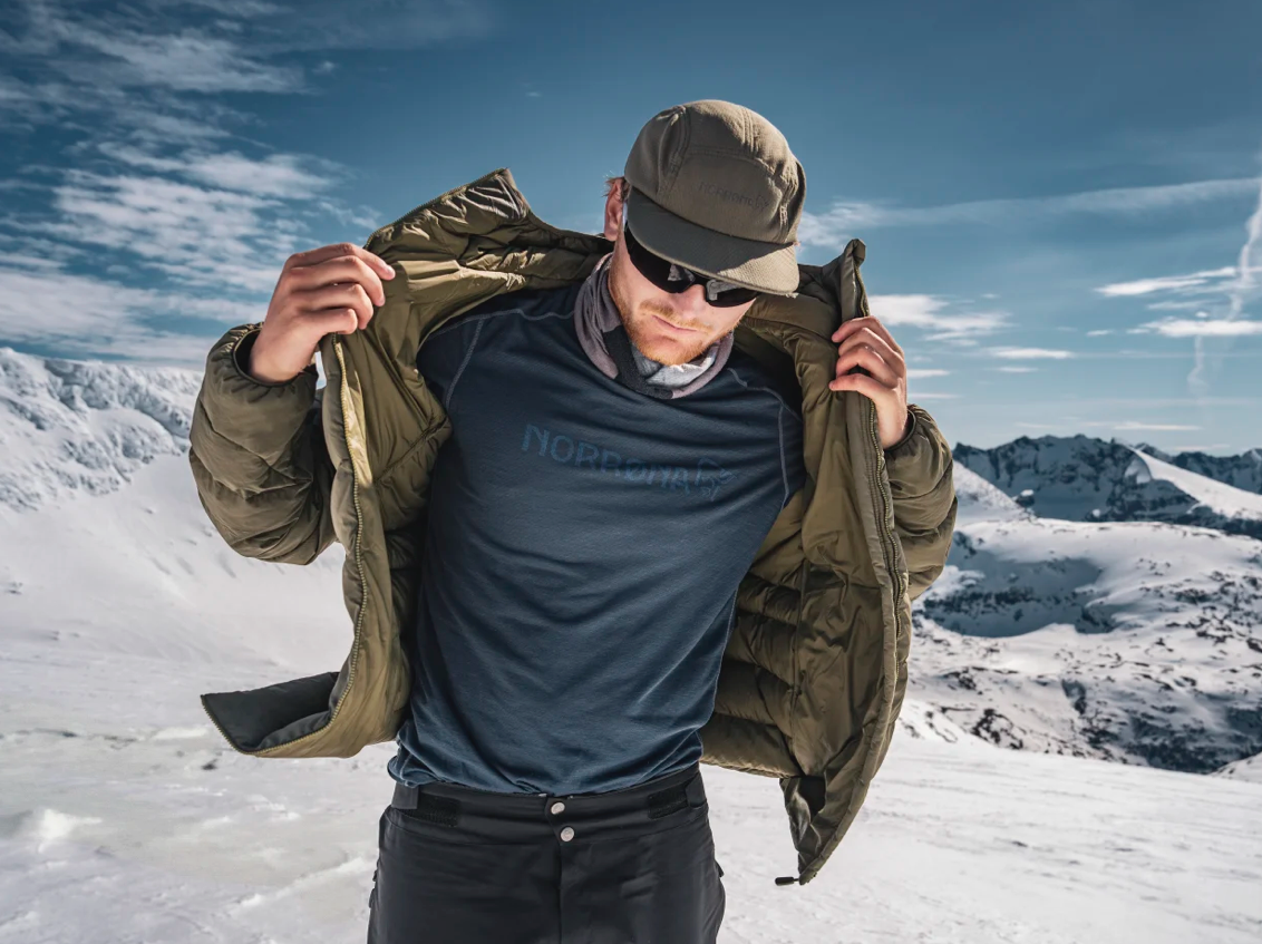 Norrøna Men's Femund Down 700 Hood - Miesten untuvatakki Olive 05