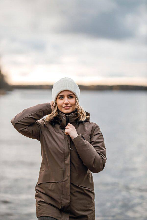 Superyellow Kaamos Valkoinen 02