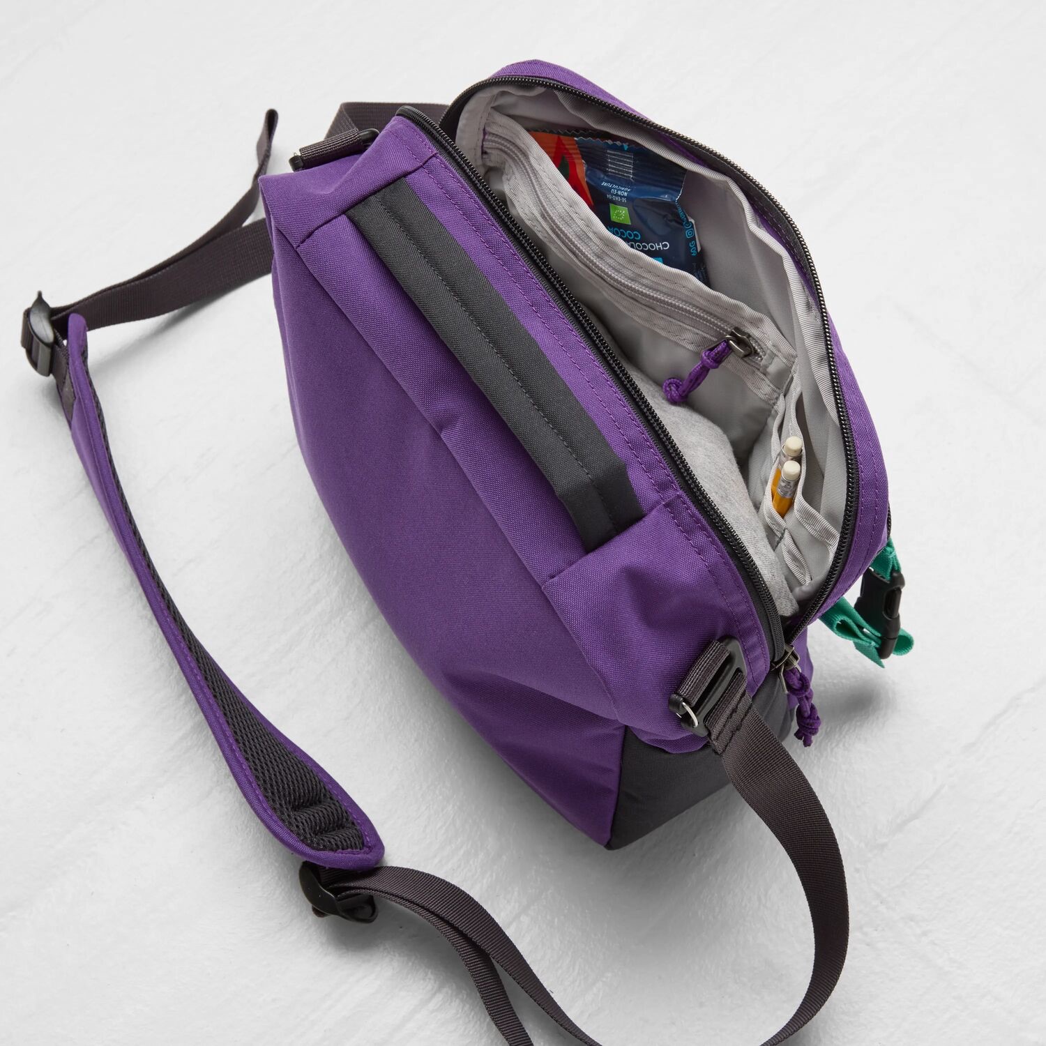 Fjällräven Vardag Shoulder Bag 6 Violette-Coal Black 14