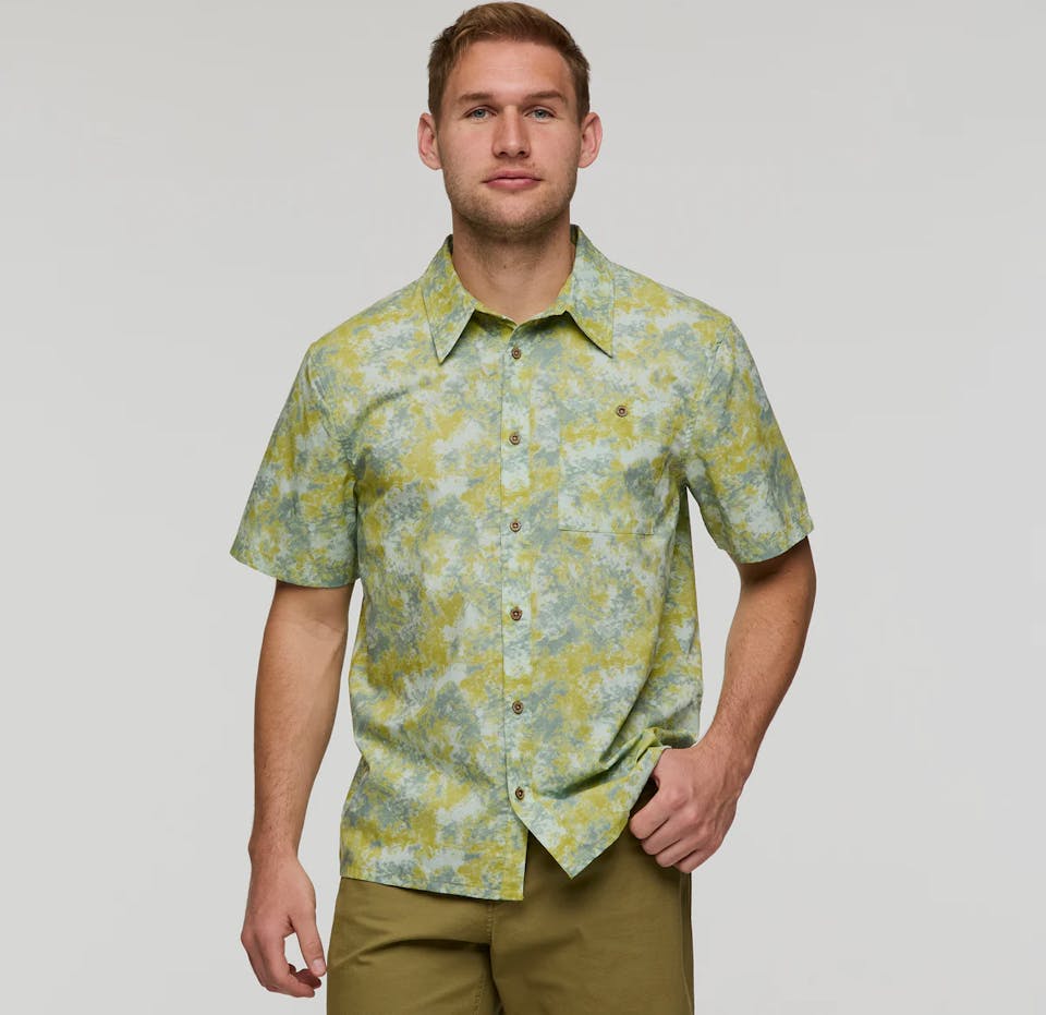 Cotopaxi Men's Estival Button Up Short Sleeve Shirt Galactic Lemongrass 03