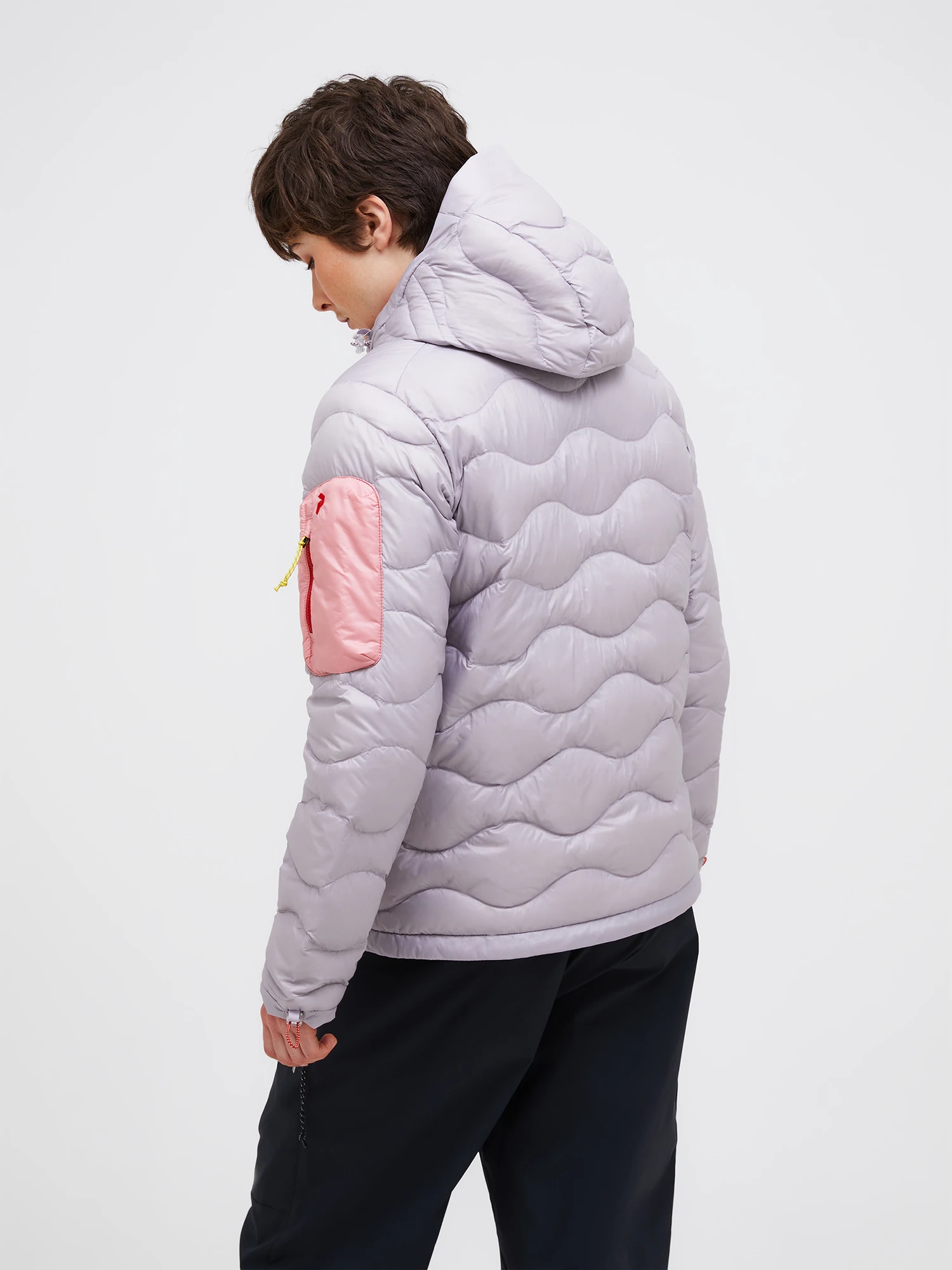 Peak Performance Women's Helium Utility Down Hood - Naisten kevytuntuvatakki Misty lavender / canary lime 07