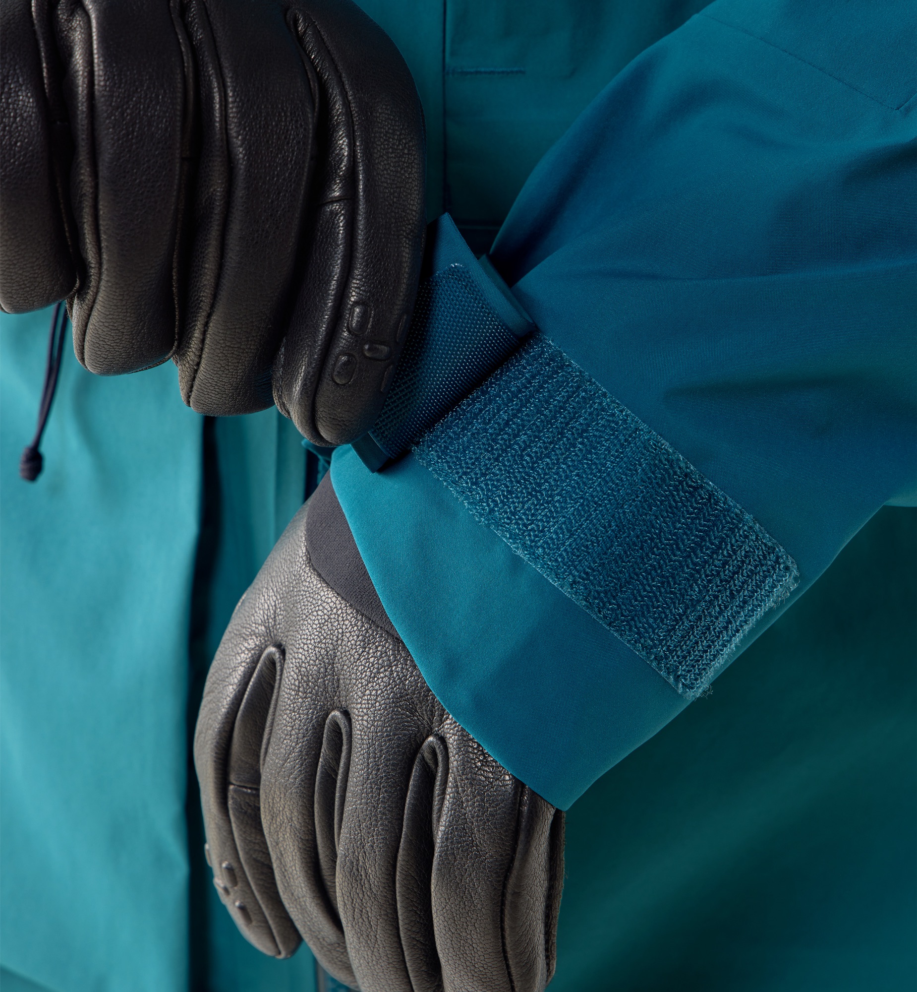 Haglöfs Men's Vassi GTX Pro II Jacket Mountain Teal/Deep Teal 23