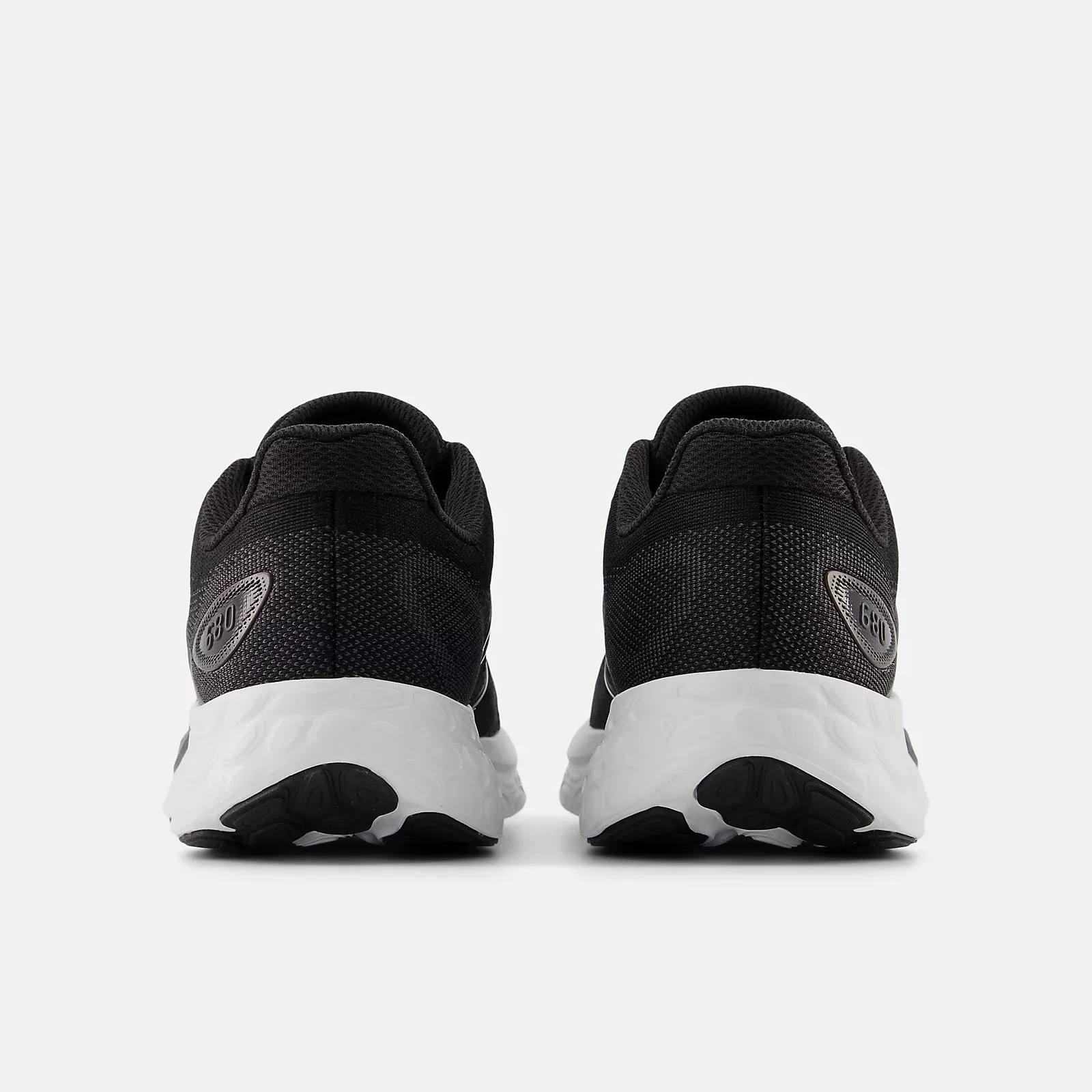New Balance Fresh Foam X 680 V8 Wide Musta 03