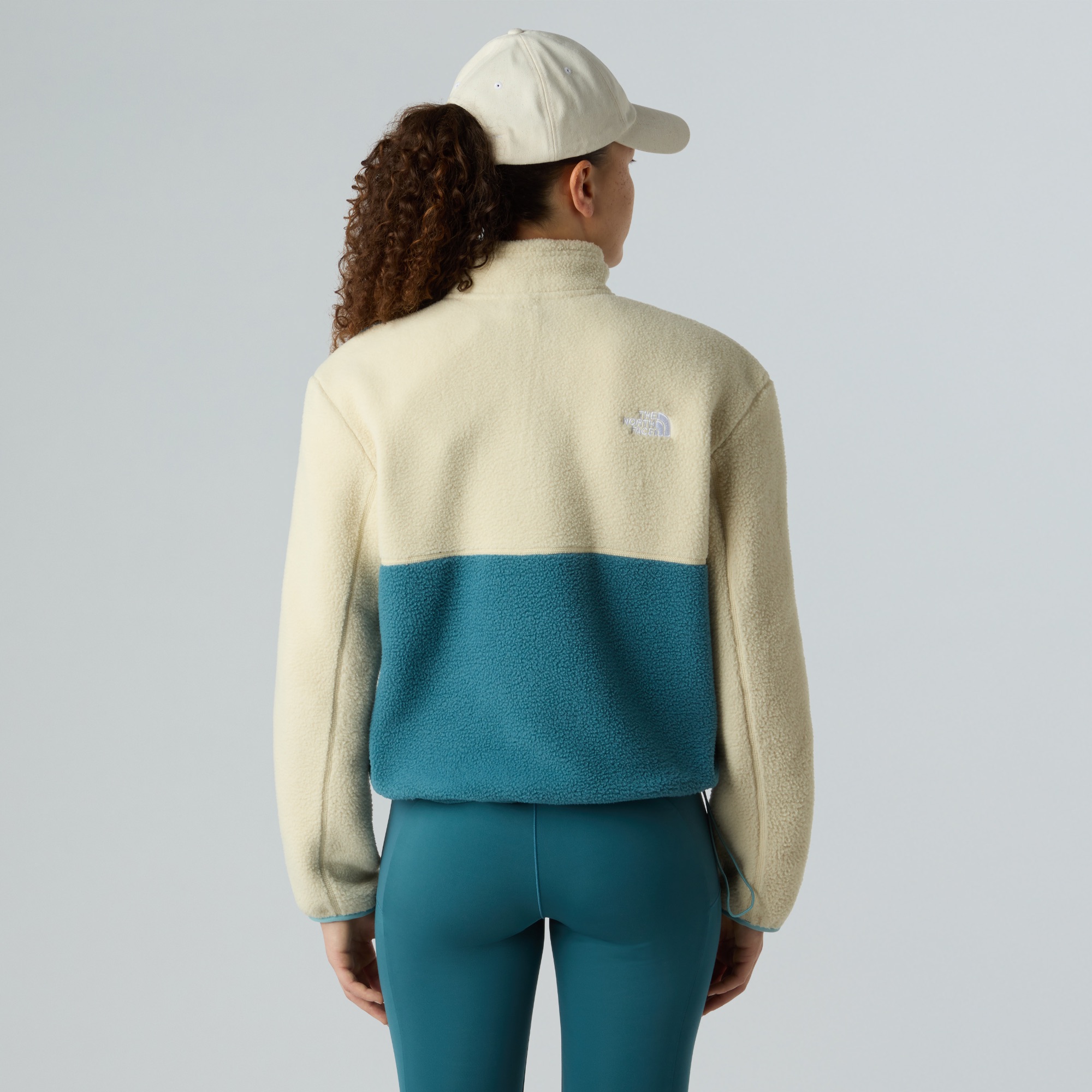 The North Face Women's Yumiori 1/4 Zip Space/Gravel/Blue Eclip 03