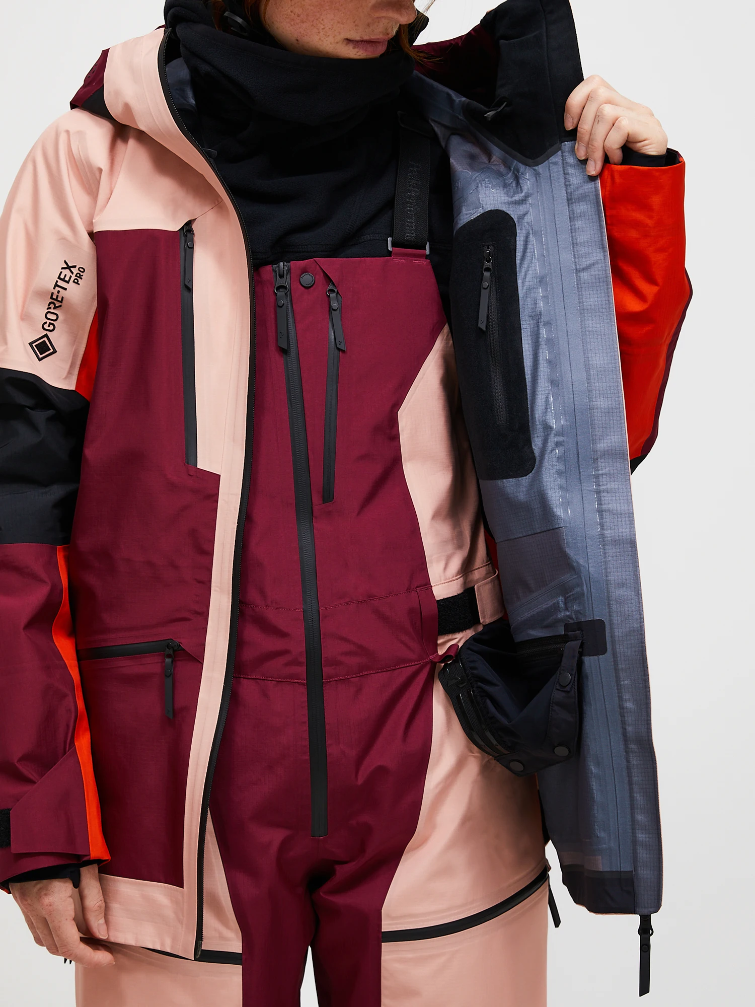 Peak Performance Women's Vertical GTX Pro Peach Fuzz / Vertical Zenith 05