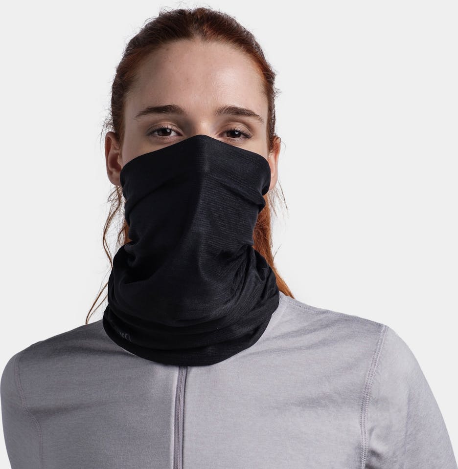 Buff Coolnet UV+ Solid Black  03