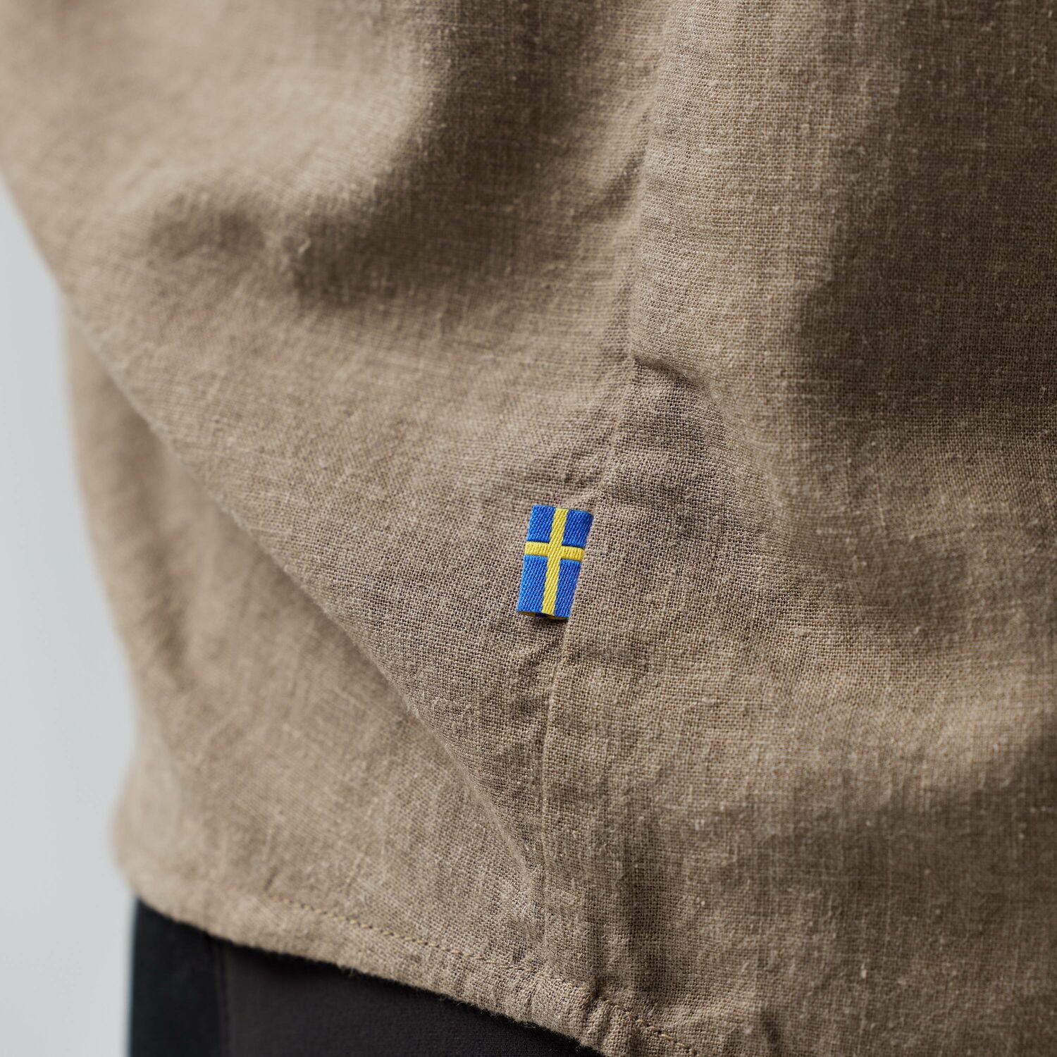 Fjällräven Women's Övik Hemp LS Shirt Mountain Blue 06