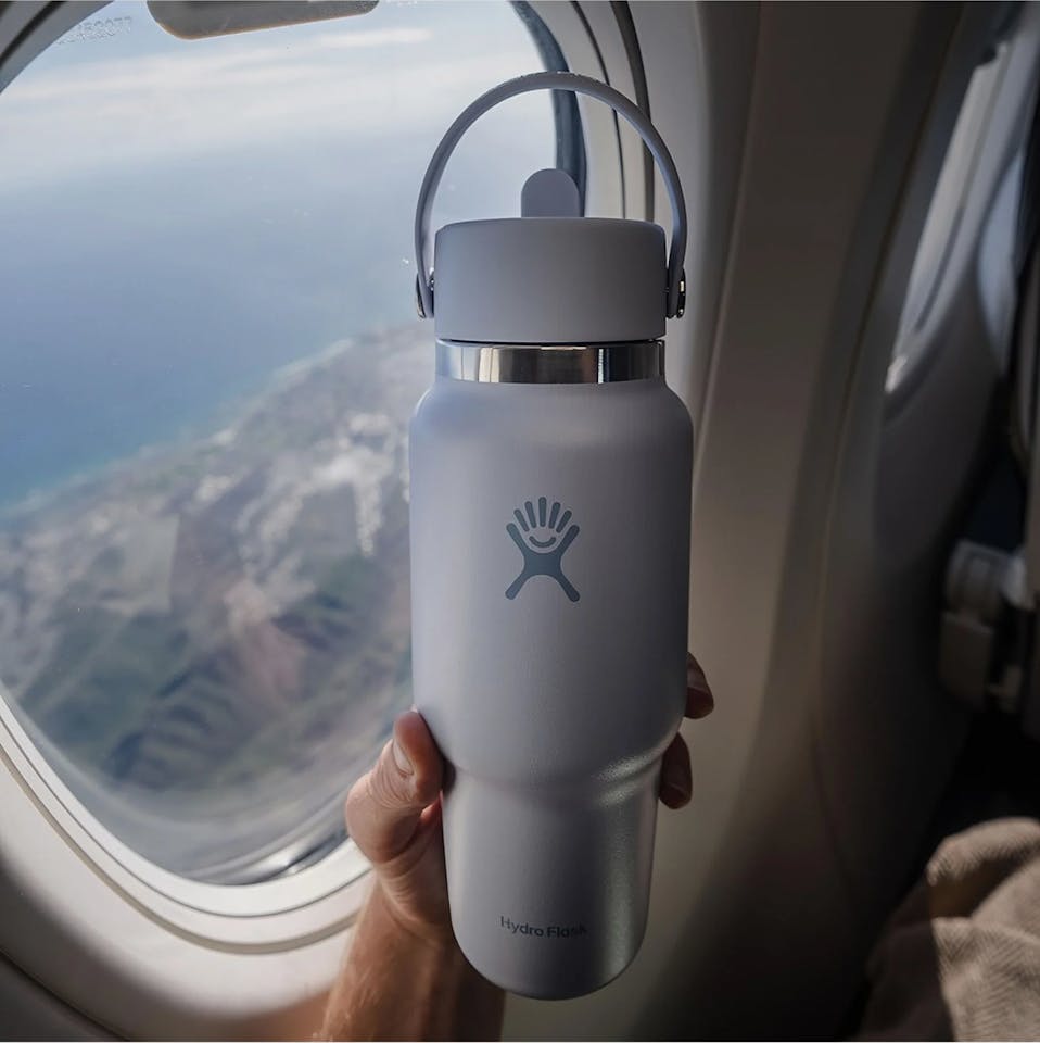 Hydro Flask 24oz Wide Flex Straw Travel Bottle Surf 04