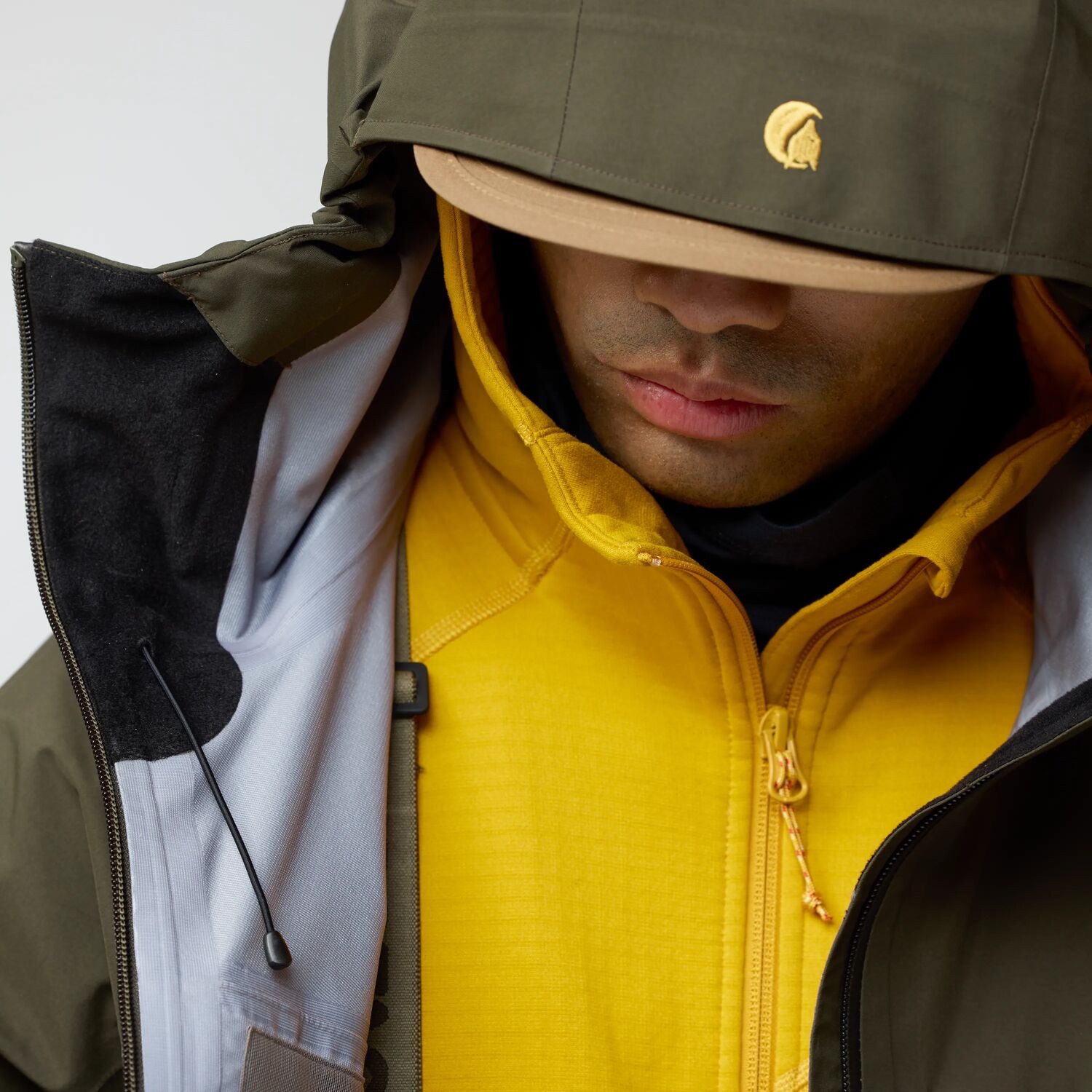 Fjällräven Men's Bergtagen GTX Tour Jacket Black 08