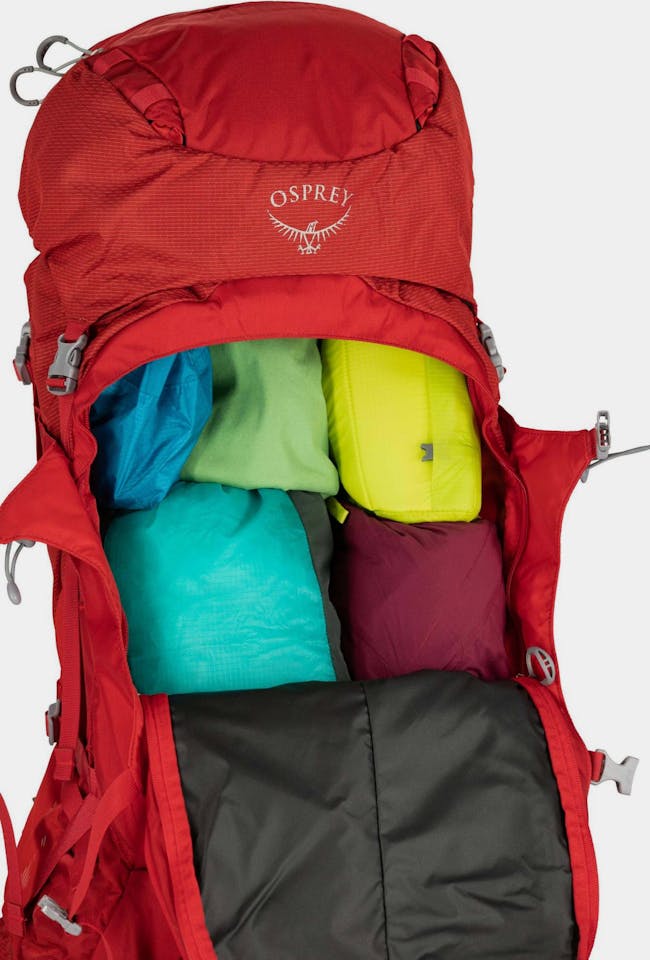 Osprey Ariel Plus 60 W Musta 06