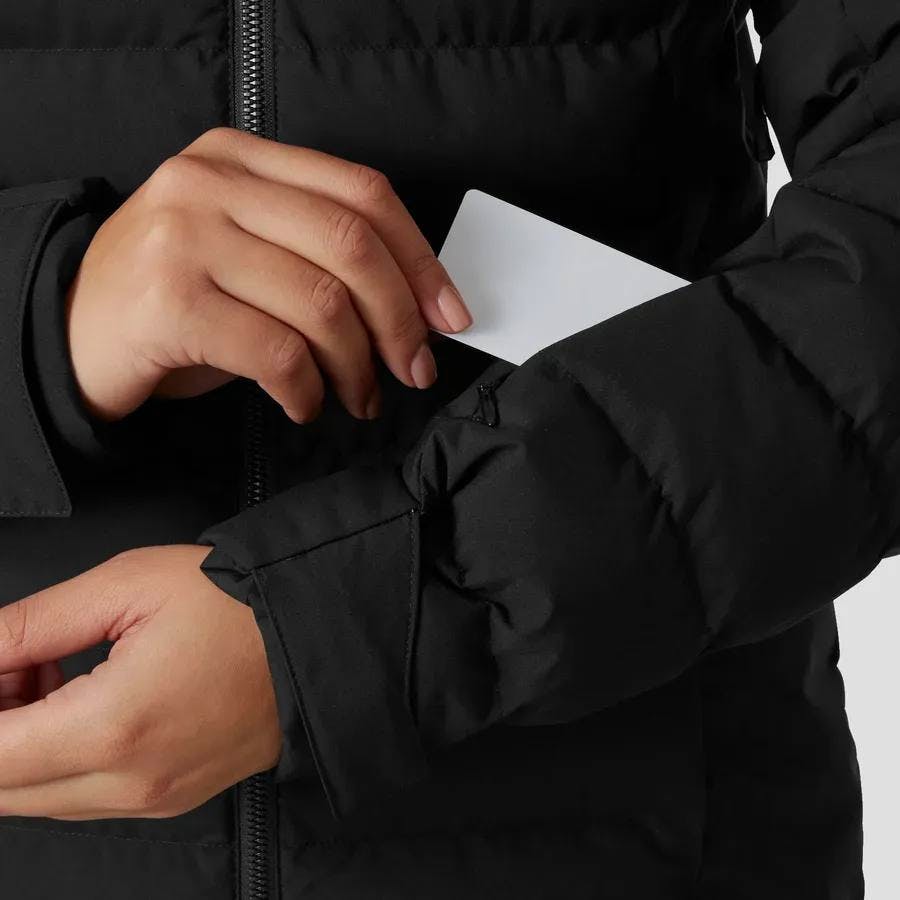 Helly Hansen Imperial Puffy W Jacket Musta 05