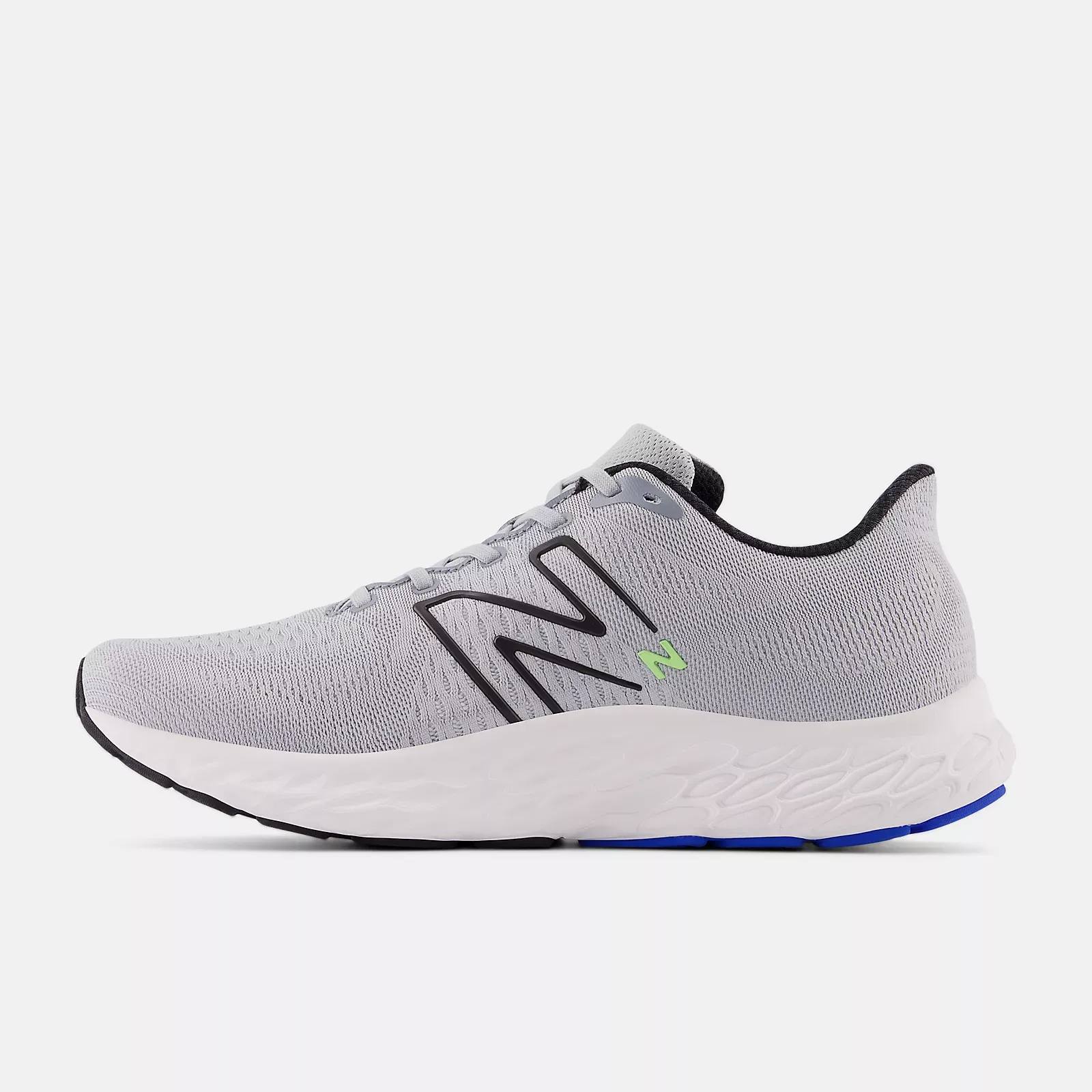 New Balance Men's Fresh Foam Evoz V3 Alumiini 02