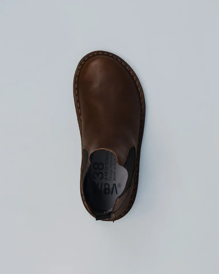VIBAe Helsinki Leather Cocoa Brown 02