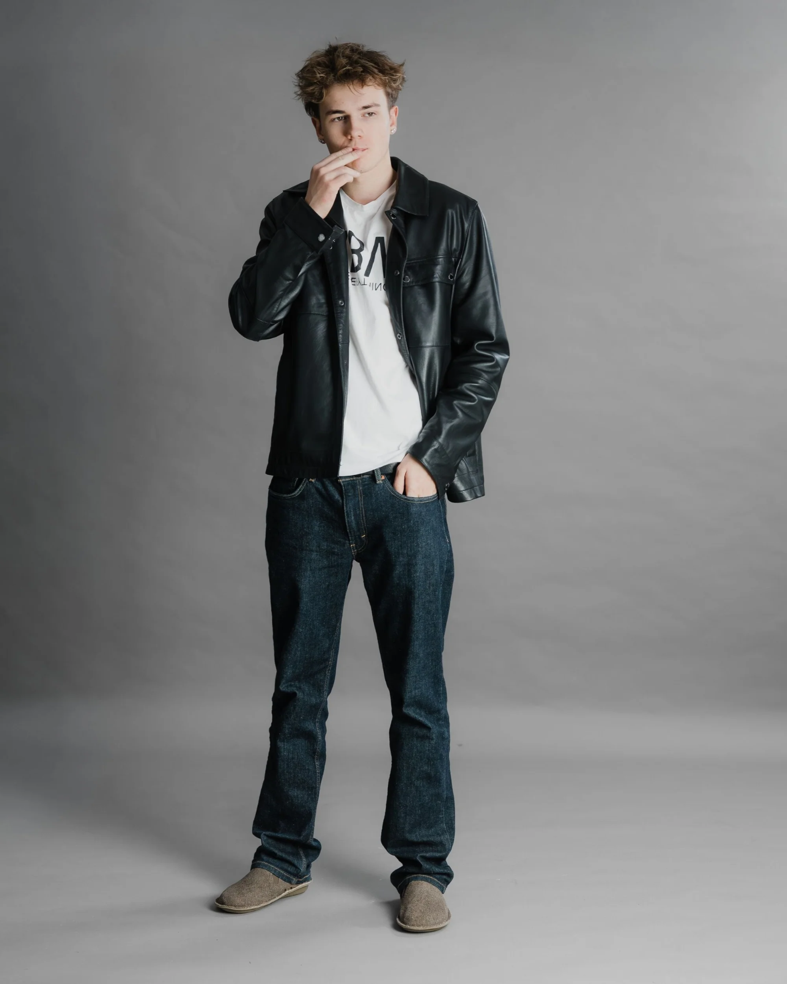 VIBAe Zuma Linen Oak Brown 02