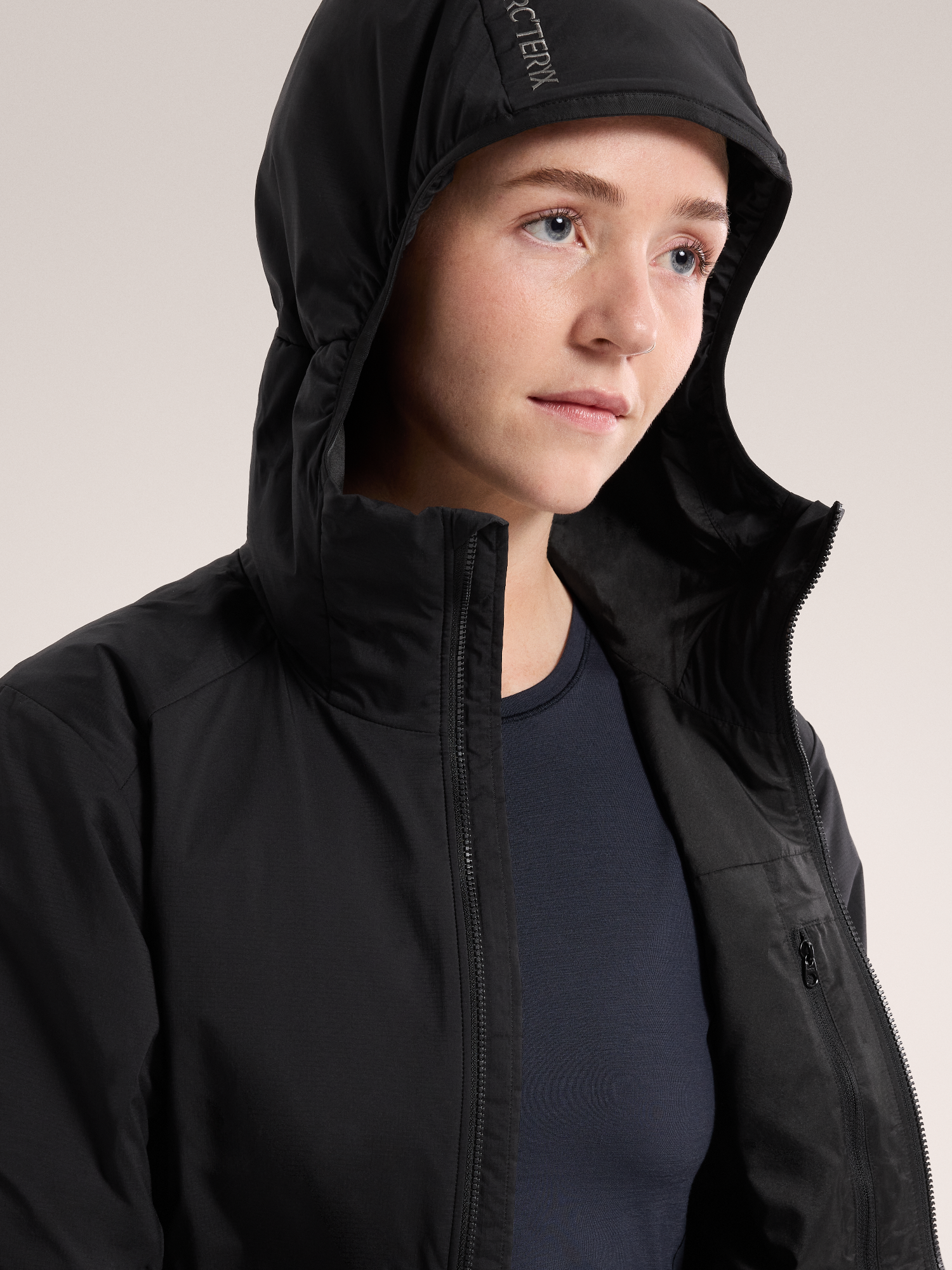 Arc'teryx Women's Atom Hoody Black 04